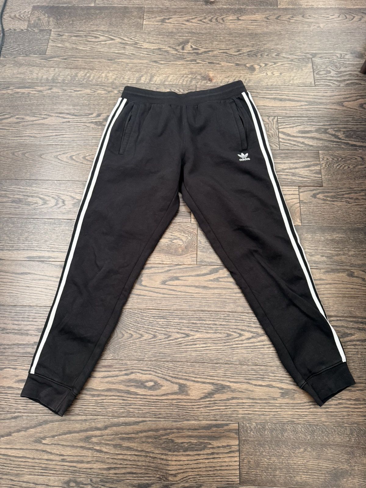 Adidas Adidas originals sweatpants Size US 36 / EU 52 - 1 Thumbnail