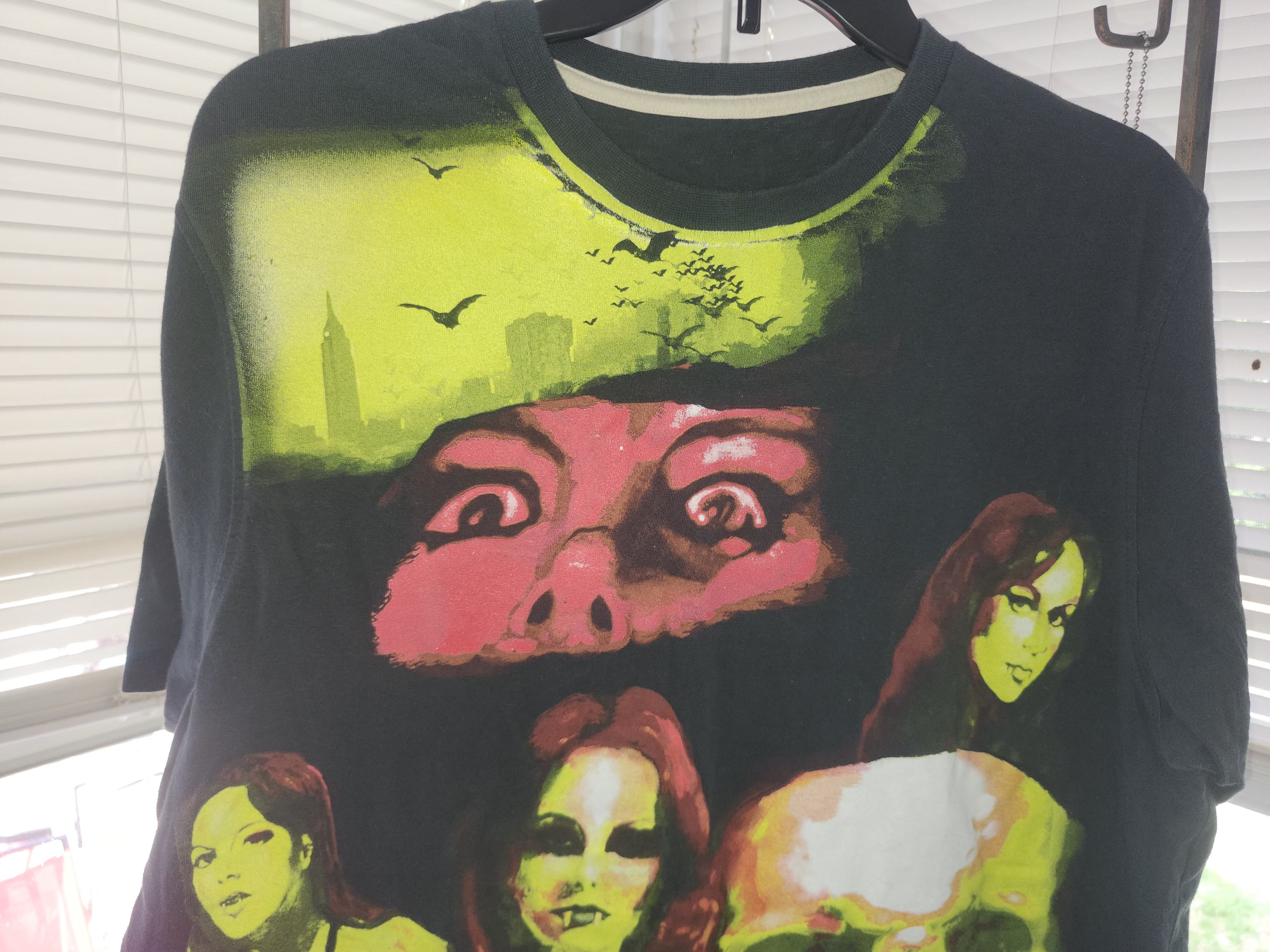 Other Vintage horror tee Size US M / EU 48-50 / 2 - 3 Thumbnail
