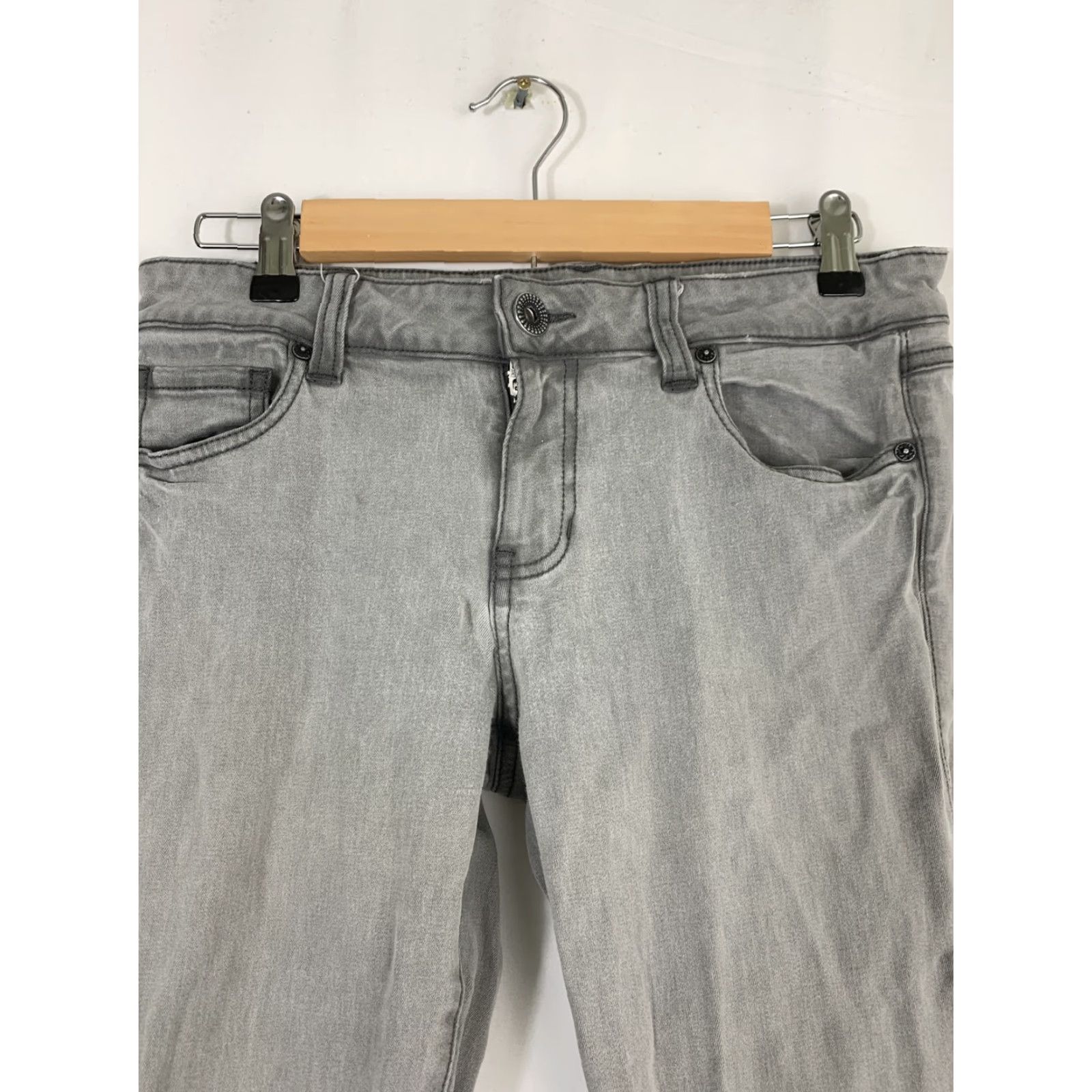 Vintage CAbi Jeans Stormy Wash Gray Skinny Style 921 Women's Size 8 Denim Jeans Womens Skinny 8 Gray Stormy Wash CAbi Jeans Size 30" / US 8 / IT 44 - 4 Thumbnail