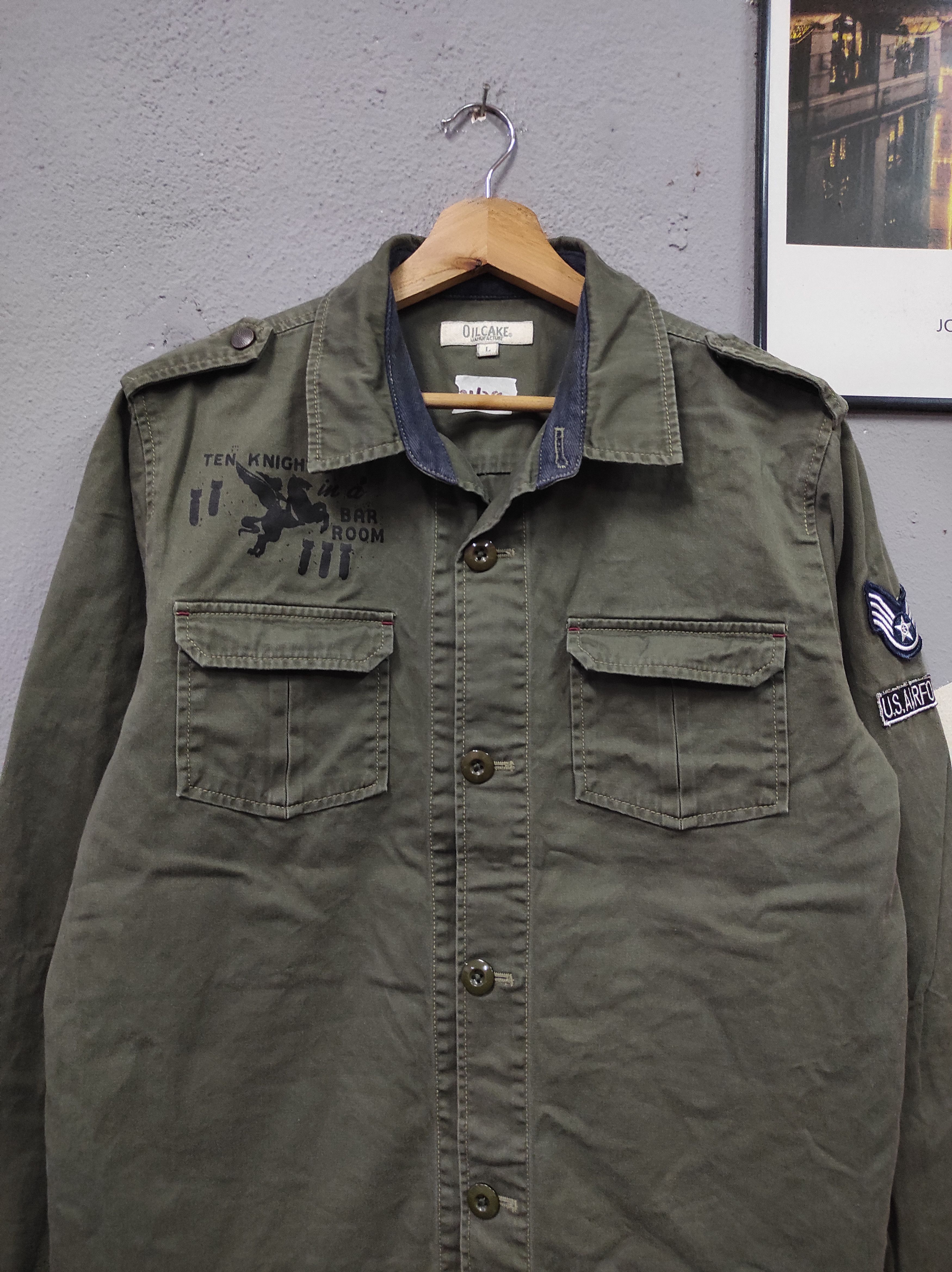 Japanese Brand OILCAKE US AIRFORCE TEN KNIGHT IN A BAR ROOM MILITARY SHIRT Size US L / EU 52-54 / 3 - 2 Thumbnail