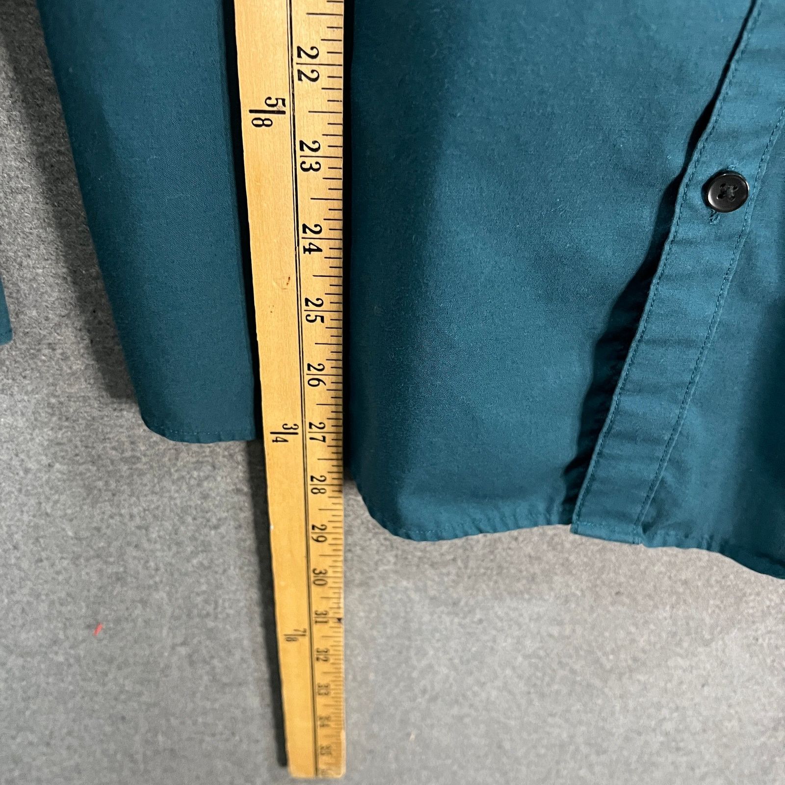 H&M H&M Men's Long-sleeve Button-up Shirt Green Size Small Size US S / EU 44-46 / 1 - 4 Thumbnail