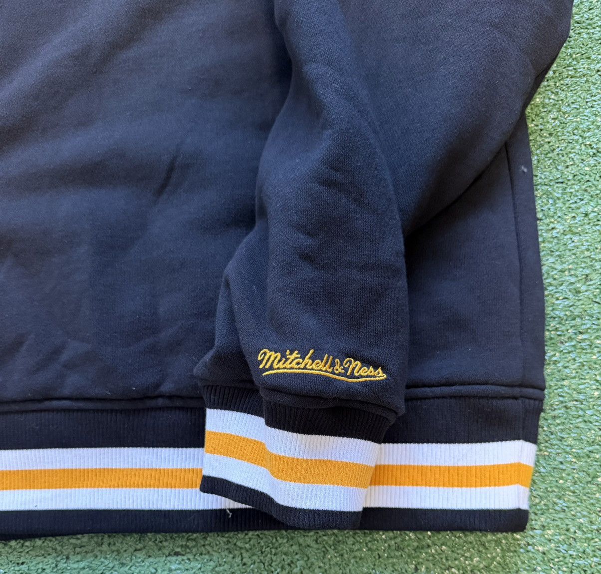 Mitchell & Ness Pittsburgh Steelers Mitchell & Ness Quilted Fleece Quarter Size US XXL / EU 58 / 5 - 7 Thumbnail