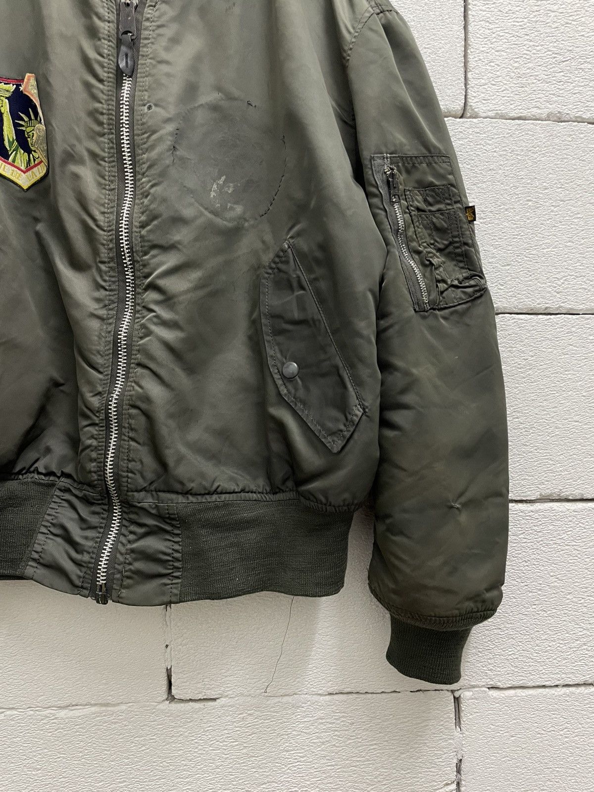 Alpha Industries VINTAGE ALPHA INDUSTRIES MA1 USAF BOMBER REVERSIBLE JACKET Size US XL / EU 56 / 4 - 6 Thumbnail