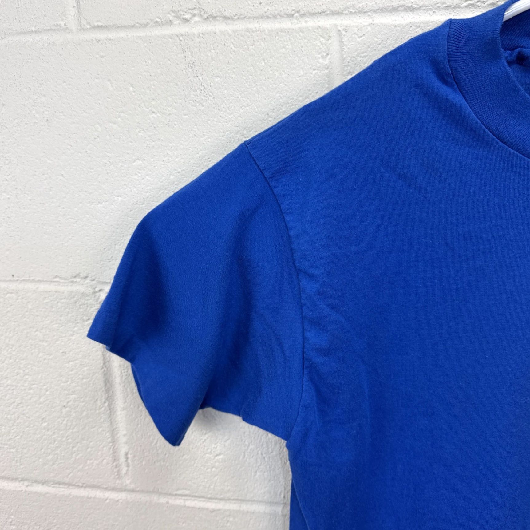 Anvil VINTAGE Seagrams VO T Shirt Blue Large Anvil Black Tag Shirt Men 80s USA Alcohol Linked Logo 80s Mens Blue T-Shirt Size US L / EU 52-54 / 3 - 5 Thumbnail