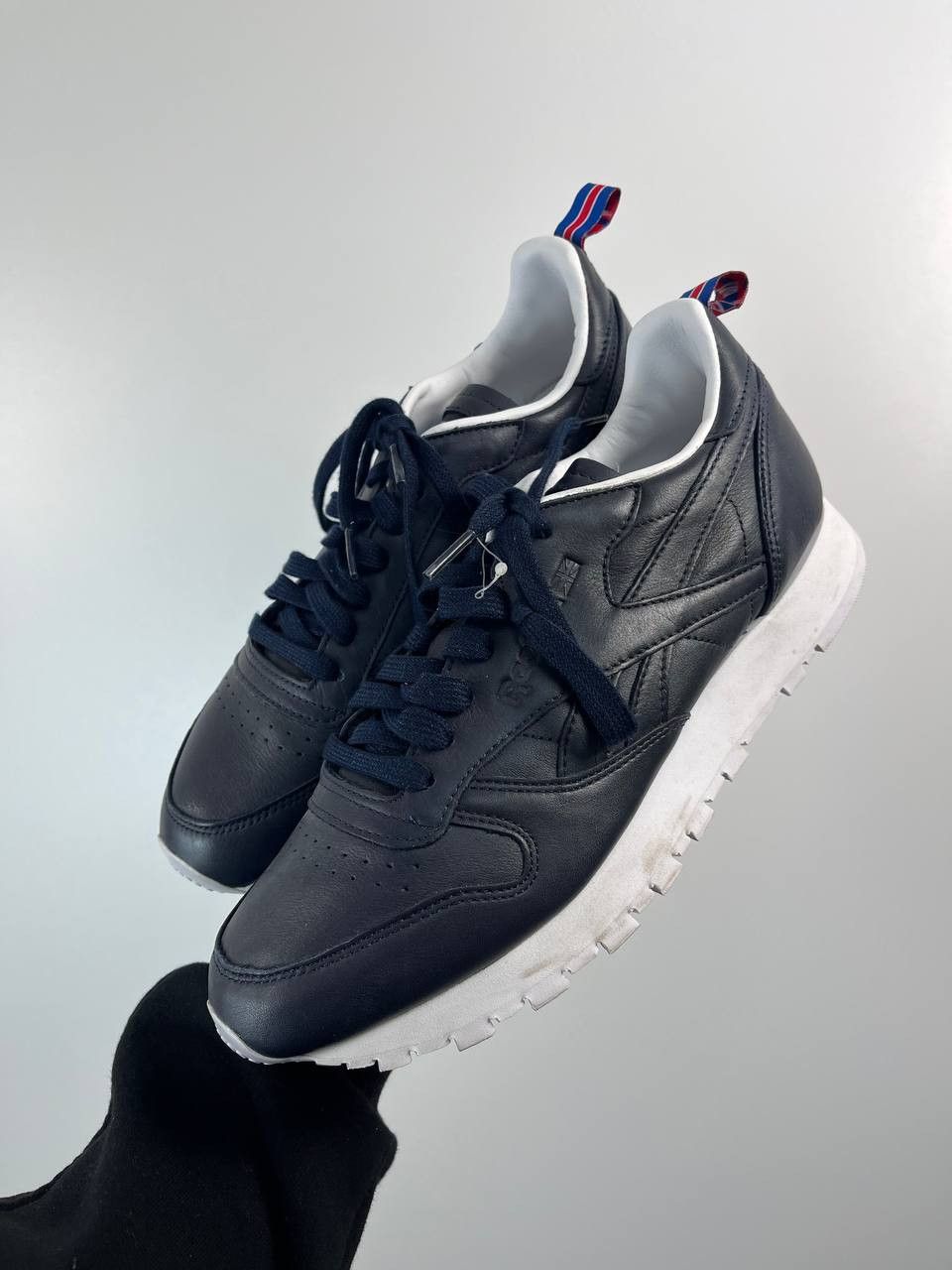 Reebok Reebok Classic Leather Black White Sneakers Mens Size EU 40 Size US 7 / EU 40 - 1 Thumbnail
