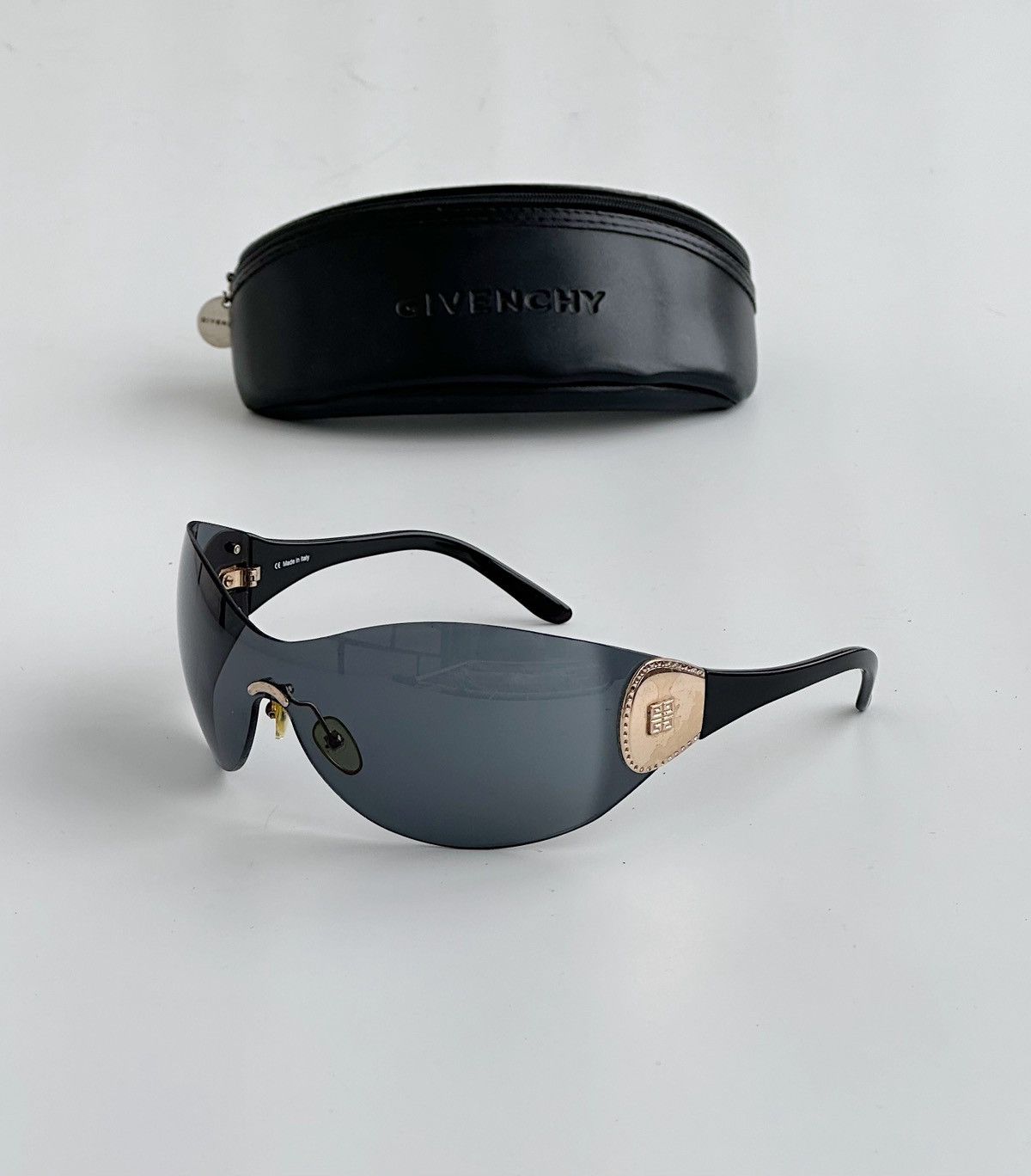 image of Givenchy Mask Logo Sunglasses Sgv245S Y2K Coquette Archive in Black, Men's