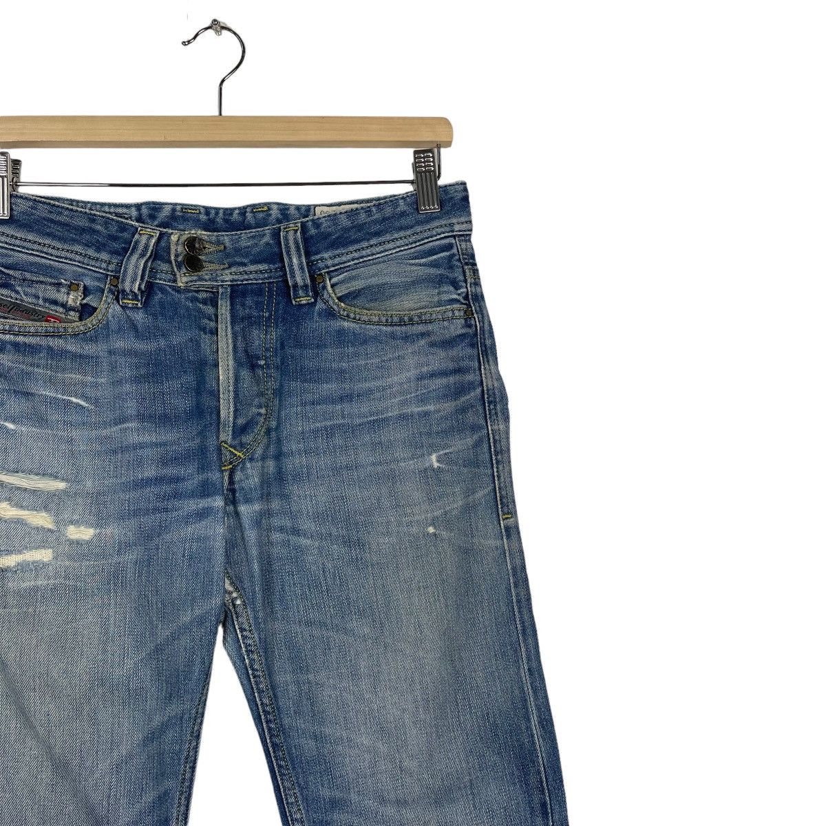 Diesel DIESEL INDUSTRY MADE IN ITALY DISTRESSED JEANS Size US 30 / EU 46 - 6 Thumbnail