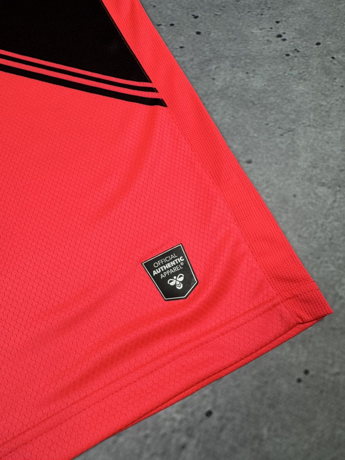 Hummel Tenerife Hummel 2021-2022 Third Football Jersey Size US L / EU 52-54 / 3 - 8 Thumbnail