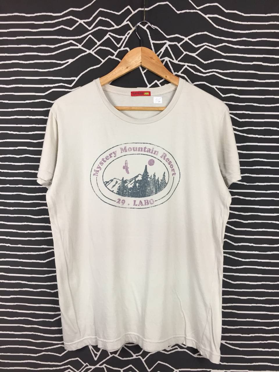 Japanese Brand 291295 Homme LABO Mystery Mountain Resort Tee Size US L / EU 52-54 / 3 - 1 Thumbnail