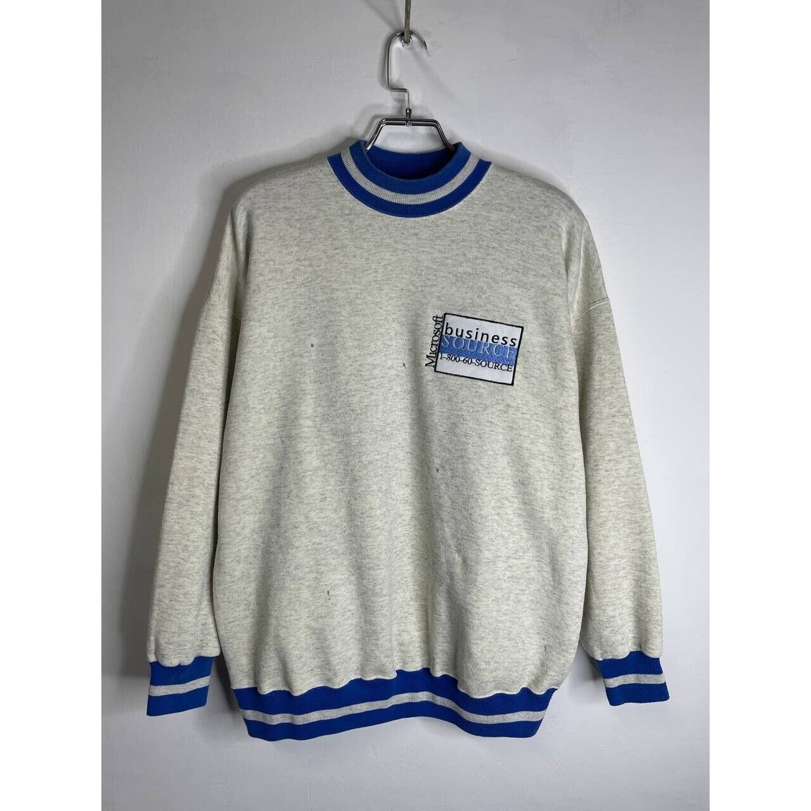Microsoft × Vintage Vintage Microsoft Sweatshirt XL Blue Embroidered Crewneck Size US XL / EU 56 / 4 - 2 Thumbnail
