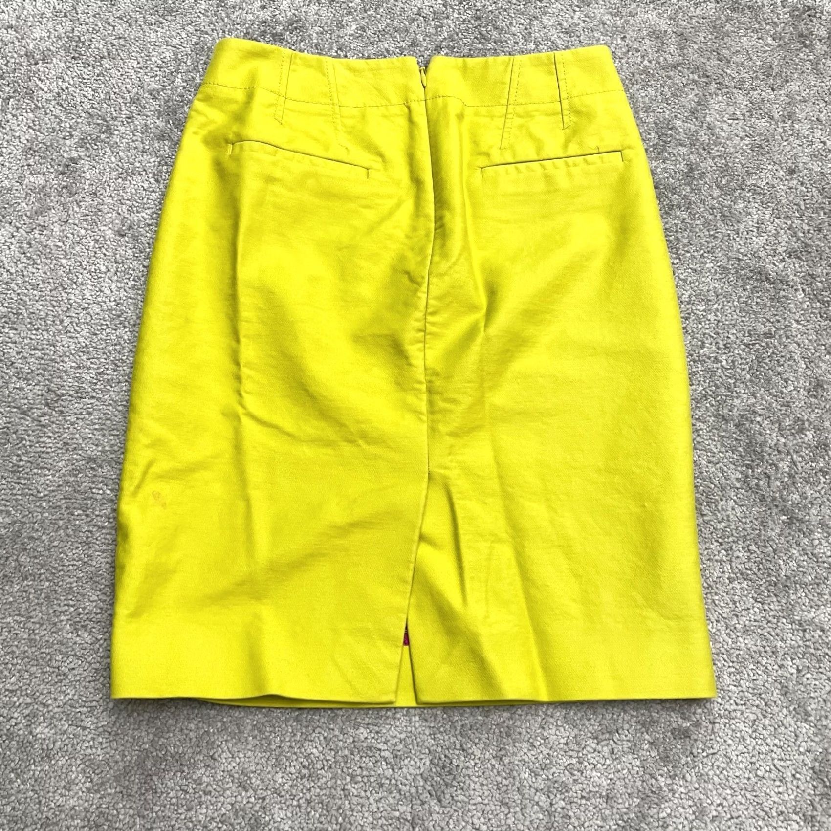 J.Crew J.Crew No. 2 Lyn Straight Pencil Skirt Women 00 Neon Yellow Knee Length Cotton Spandex Lined Machine Washable Men? Size 24" / US 00 / IT 34 - 2 Thumbnail