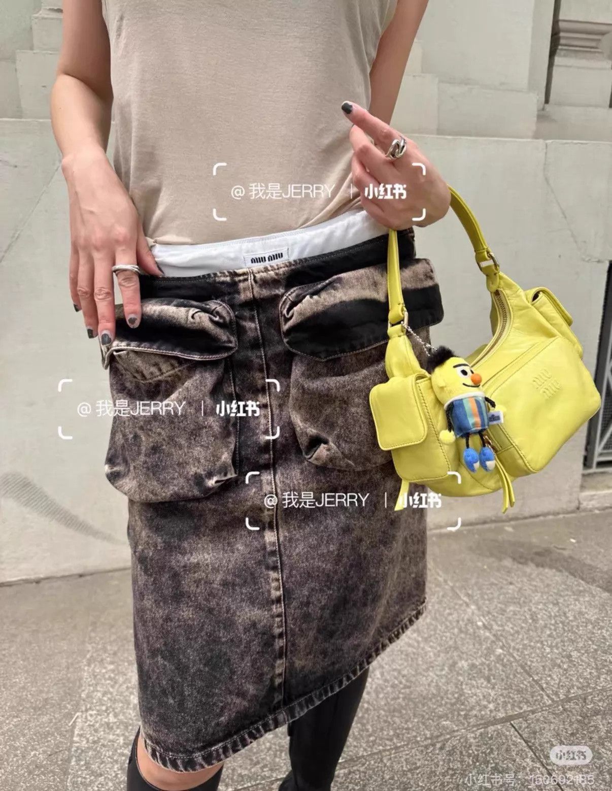 Miu Miu MIUMIU Distressed TieDye Black/Gray Denim Skirt36 Size 25" / US 0 / IT 36 - 7 Thumbnail