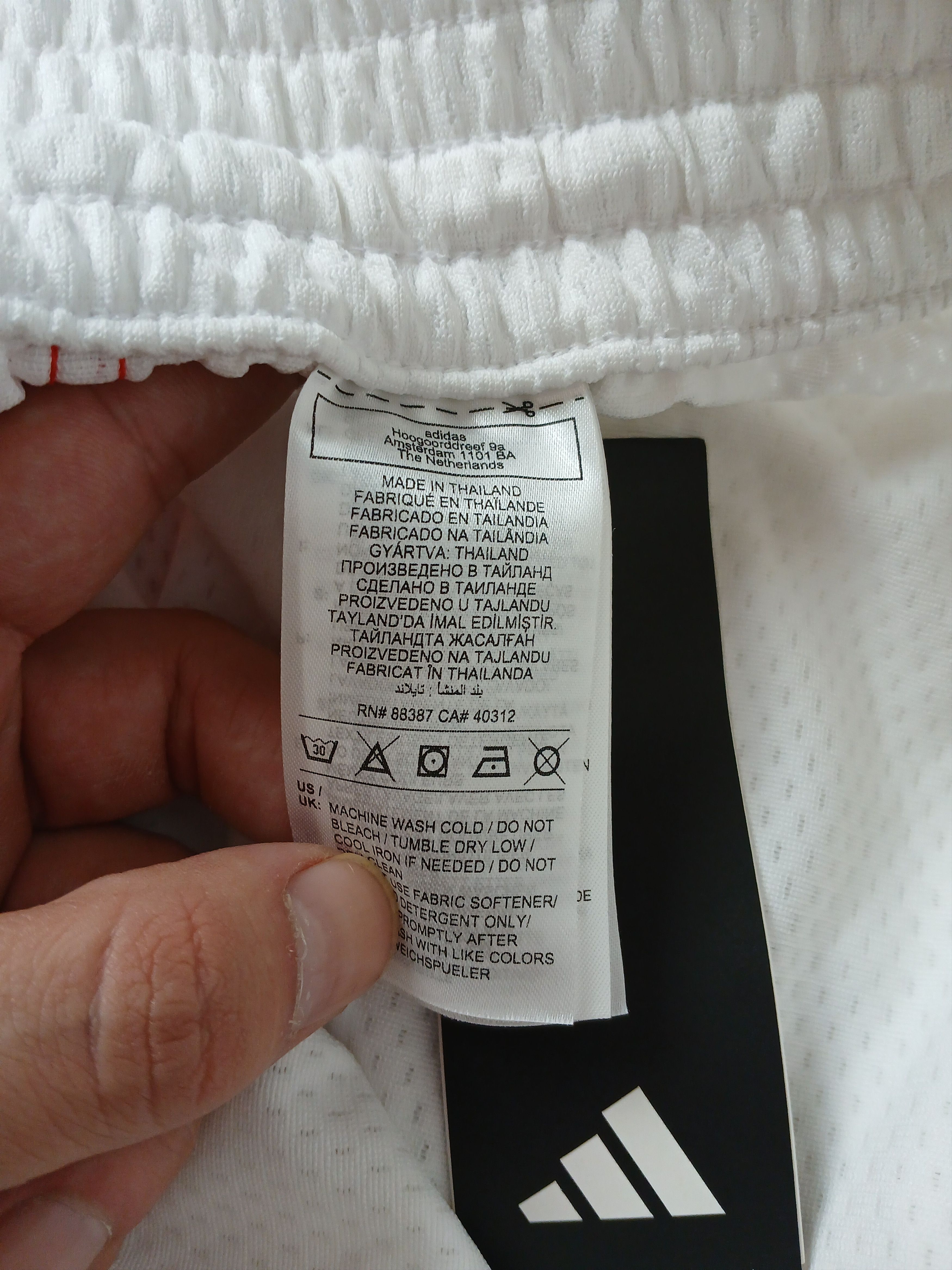 Adidas New Adidas Shorts Size US 32 / EU 48 - 6 Thumbnail