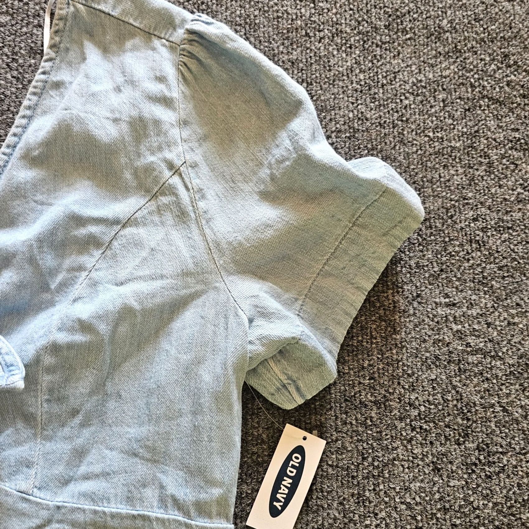 Old Navy Old Navy Top Women Large Blue Jean Denim V-Neck Short Sleeve Casual Blouse Size L / US 10 / IT 46 - 2 Thumbnail