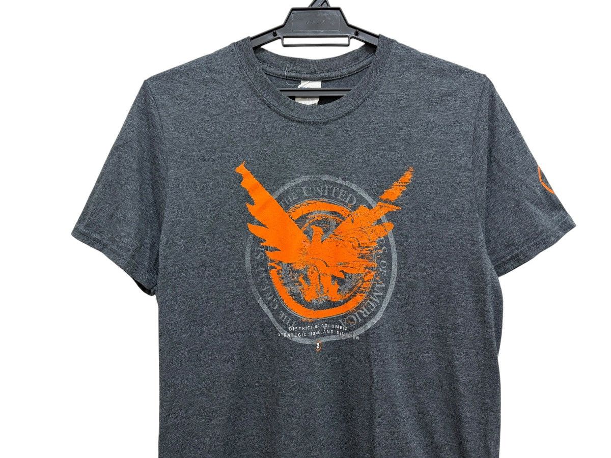 Gildan THE DIVISION 2 TOM CLANCY’S GAMING PROMO TEE GILDAN Size US M / EU 48-50 / 2 - 3 Thumbnail