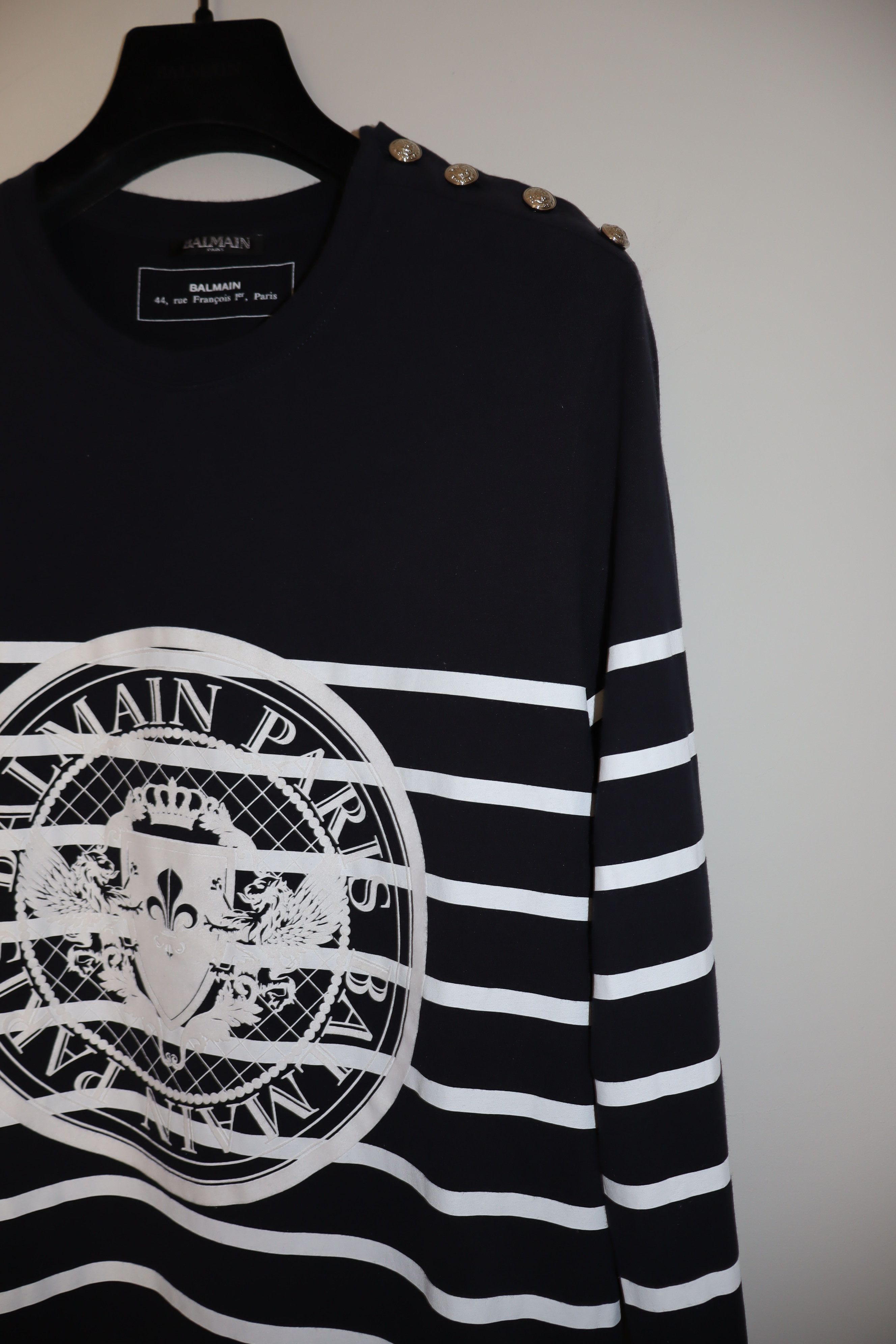 Balmain Navy striped logo t-shirt Size US M / EU 48-50 / 2 - 4 Thumbnail