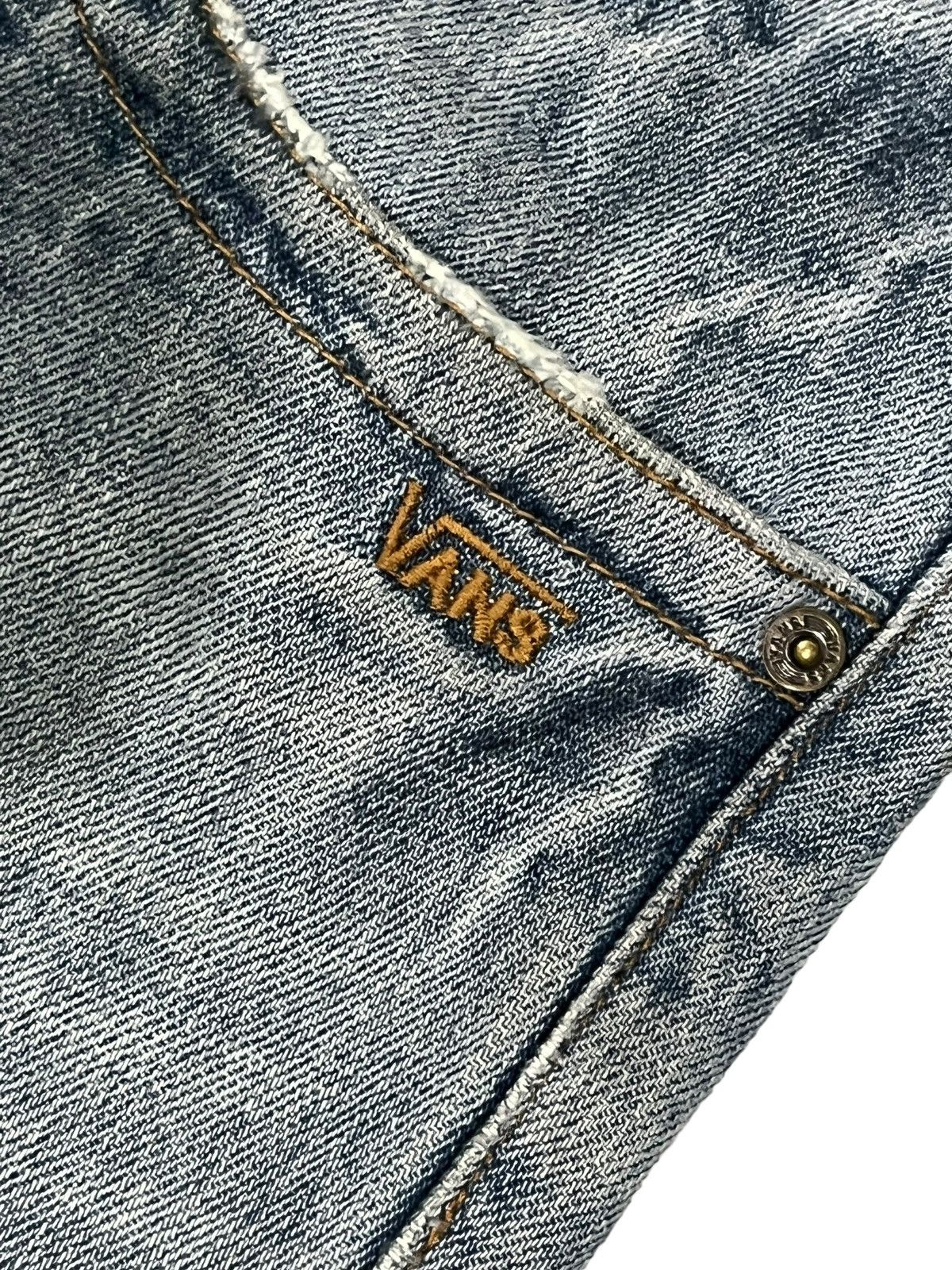 Vans × Vintage Vintage Y2K Vans Trashed Light Blue Classic Fit Jeans Size US 32 / EU 48 - 10 Thumbnail