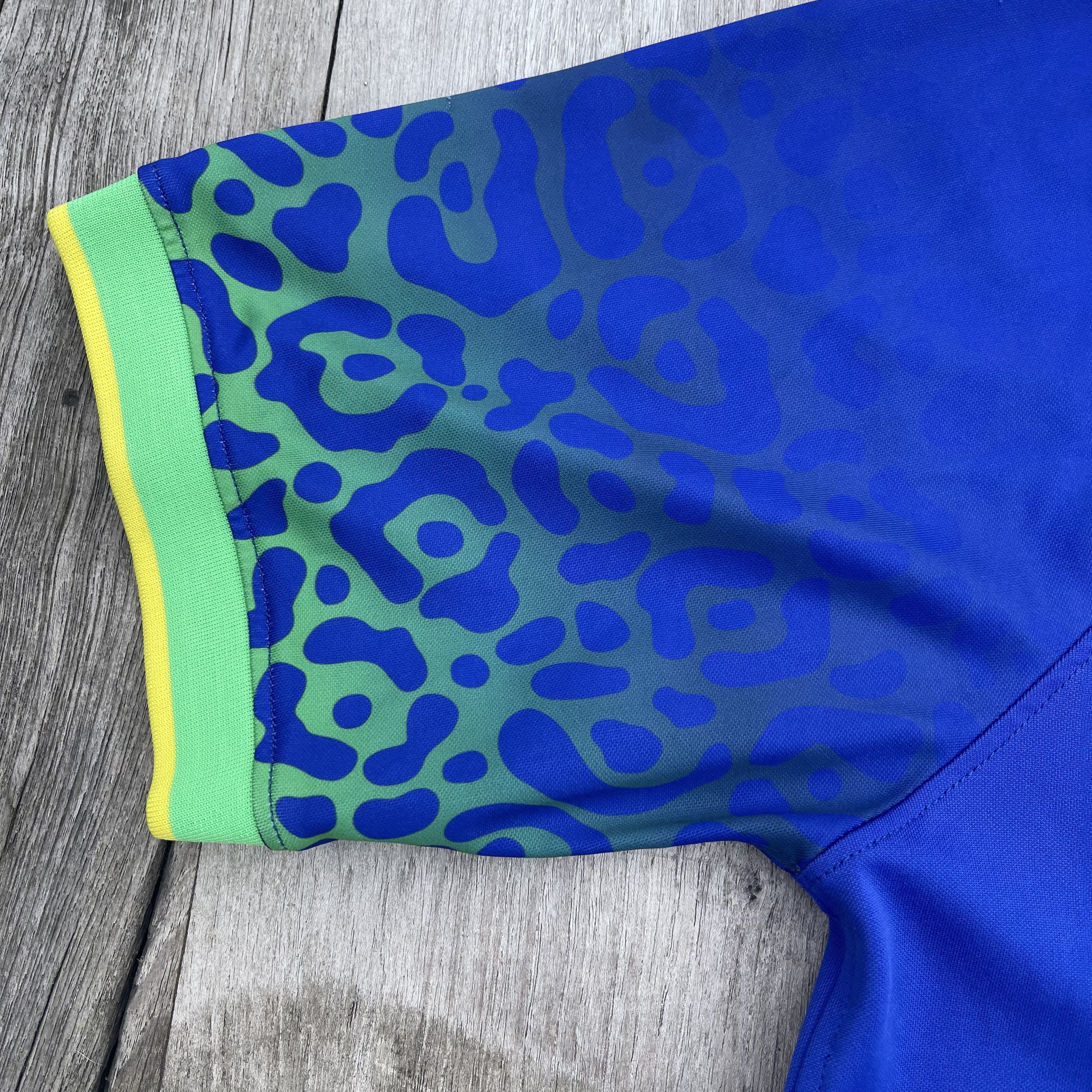 Nike Nike Dri Fit Brazil Soccer Jersey Size US L / EU 52-54 / 3 - 6 Thumbnail
