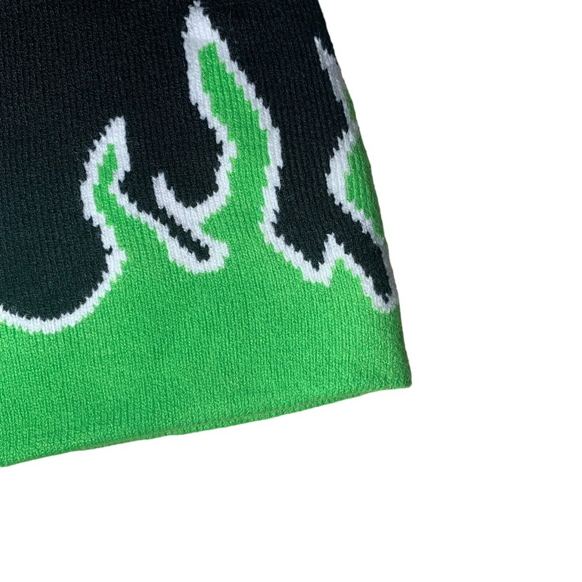 Other Green Flame Knitted Streetwear Beanie Size ONE SIZE - 3 Thumbnail