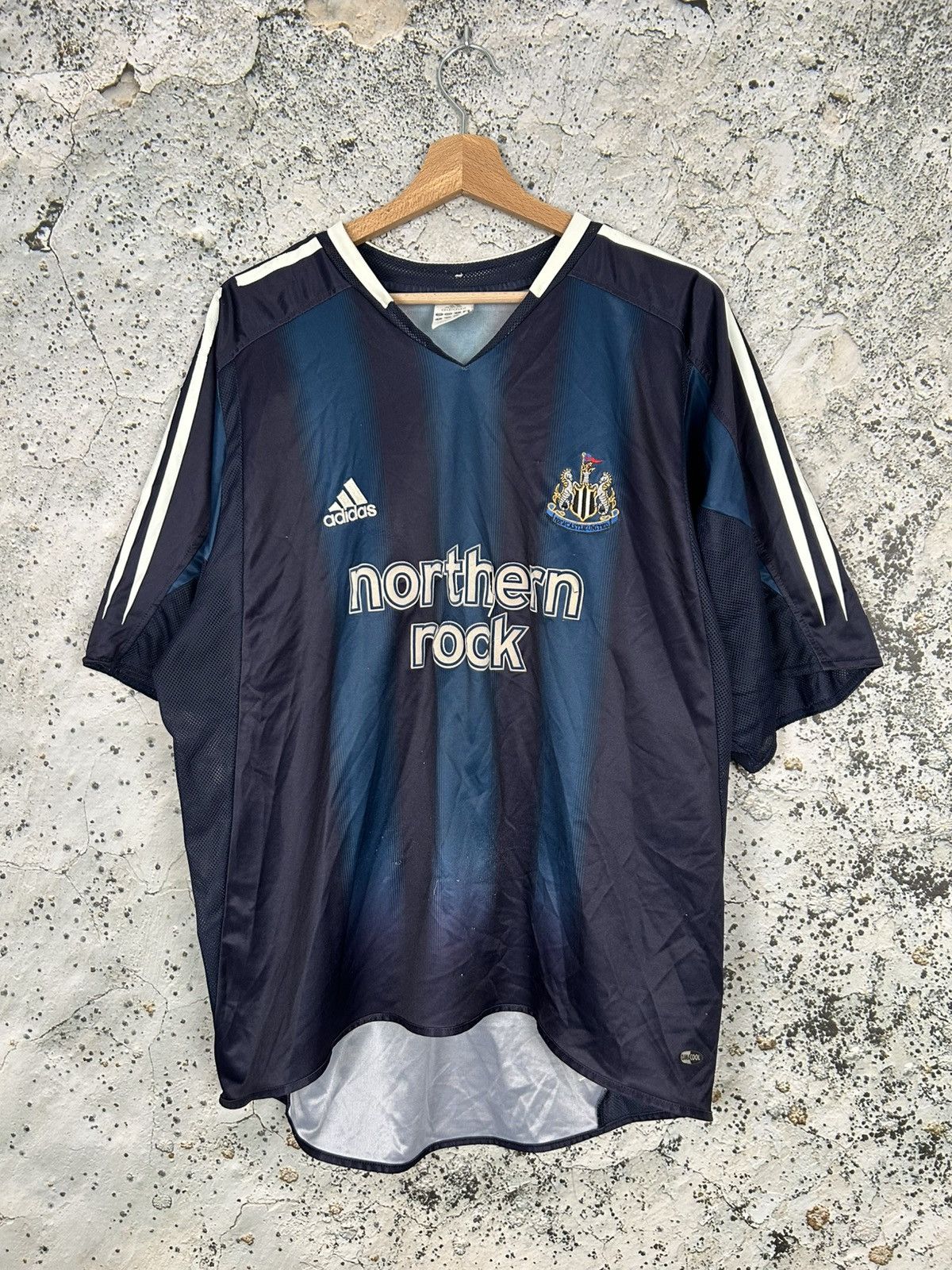 Adidas Vintage Adidas Newcastle United 2004 Soccer Jersey Football Size US L / EU 52-54 / 3 - 1 Thumbnail