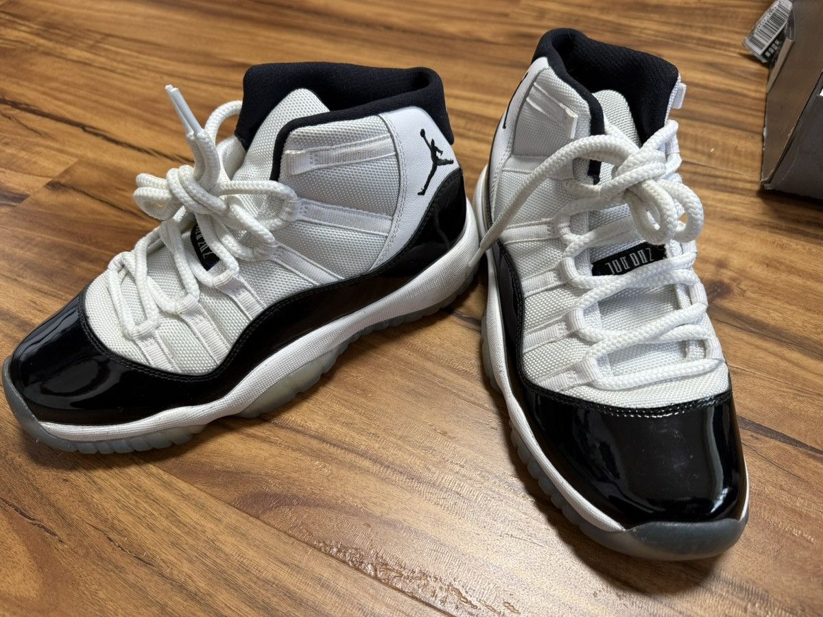 Jordan Brand Jordon 11 Retro Concords Size US 6 / EU 39 - 2 Thumbnail