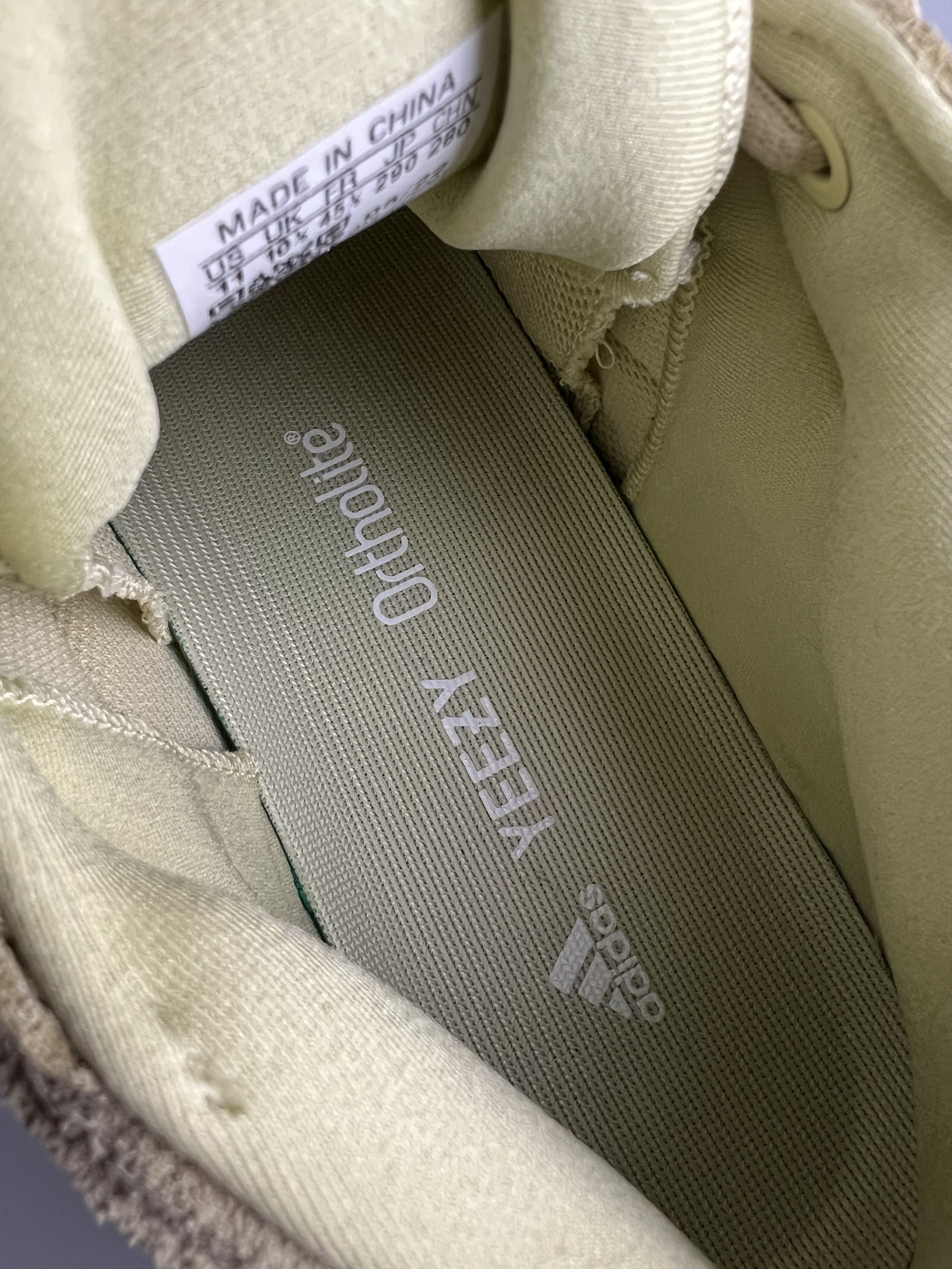 Adidas × Kanye West × Yeezy Adidas Yeezy 500 Super Moon Yellow Size US 11 / EU 44 - 7 Thumbnail