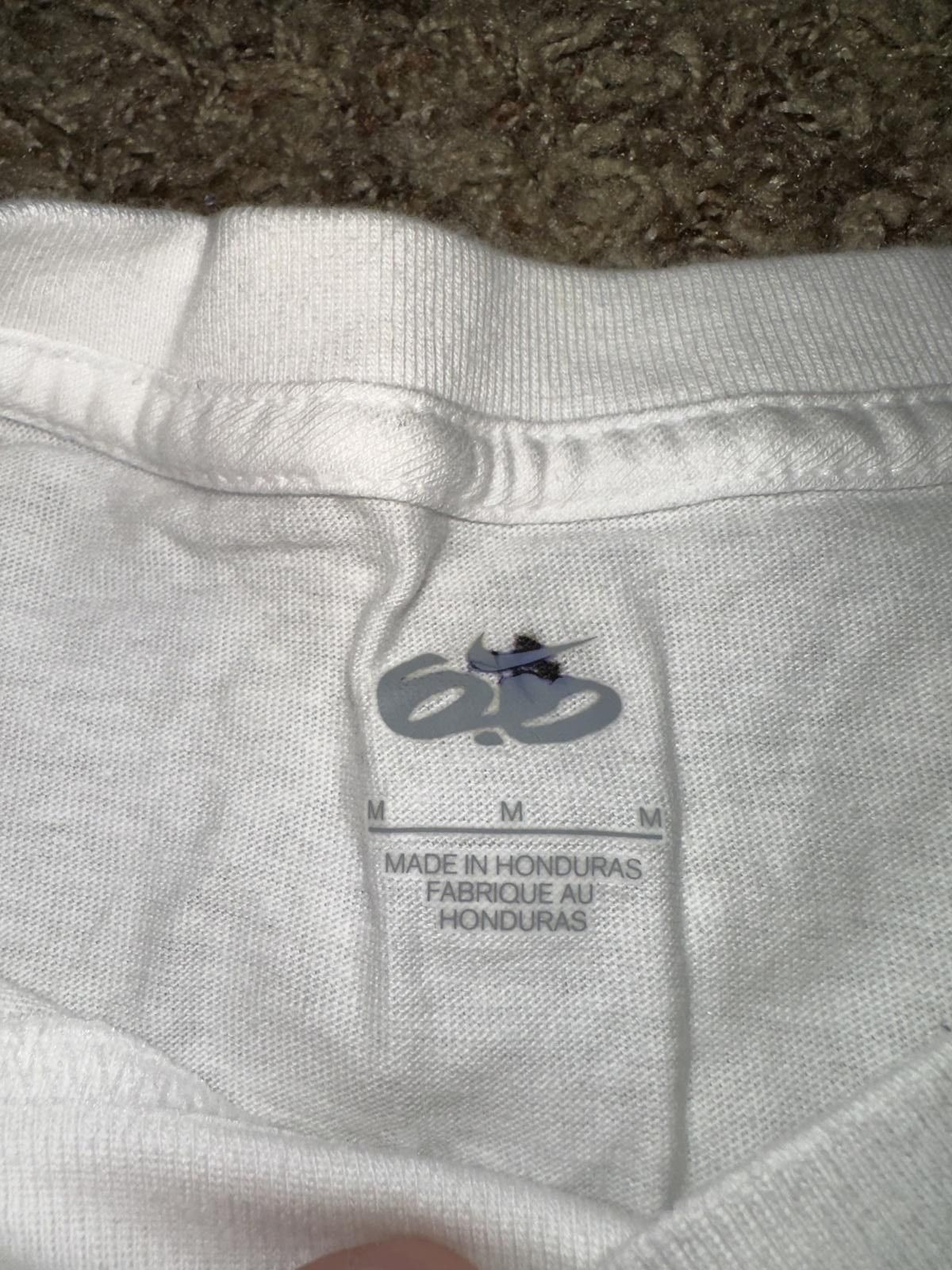 Nike Vintage Nike 6.0 White Plaid /Wrap Around Amplify Logo T-Shirt Size US M / EU 48-50 / 2 - 4 Thumbnail
