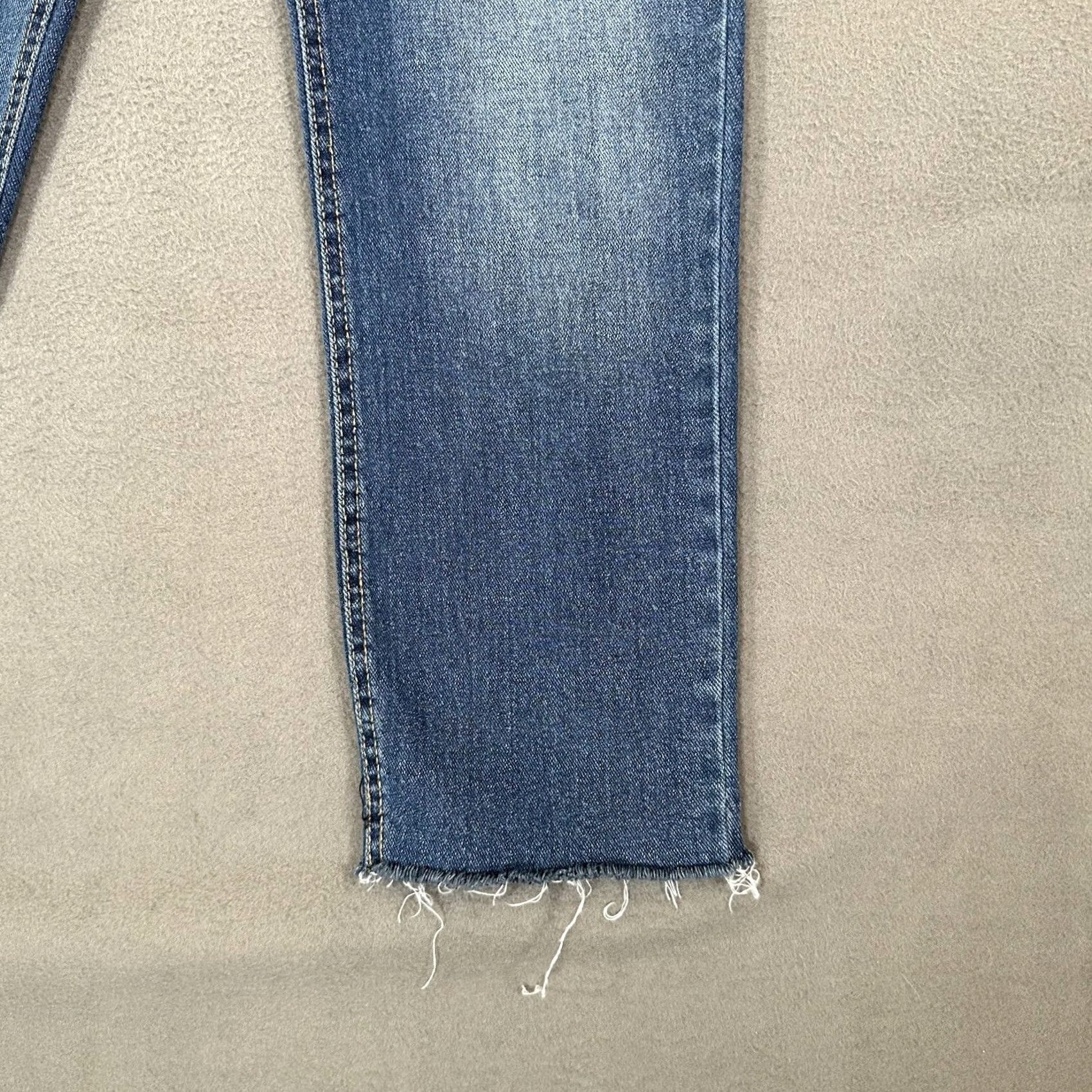 Vintage Black Daisy Jeans Women 5/27 Blue High Rise Straight Crop Denim EUC Jeans Size 27" / US 4 / IT 40 - 7 Thumbnail