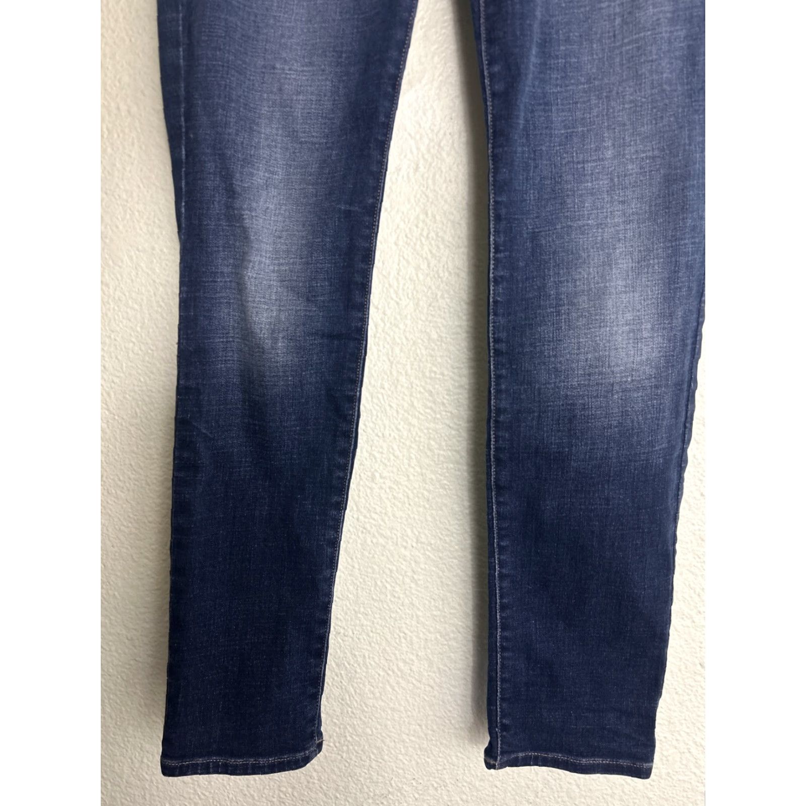 Lucky Brand Lucky Brand Lolita Skinny Jeans Dark Wash Womens Size 4 29x30 Pants Skinny Jeans Women Color Blue 90s Style Size 27" / US 4 / IT 40 - 2 Thumbnail