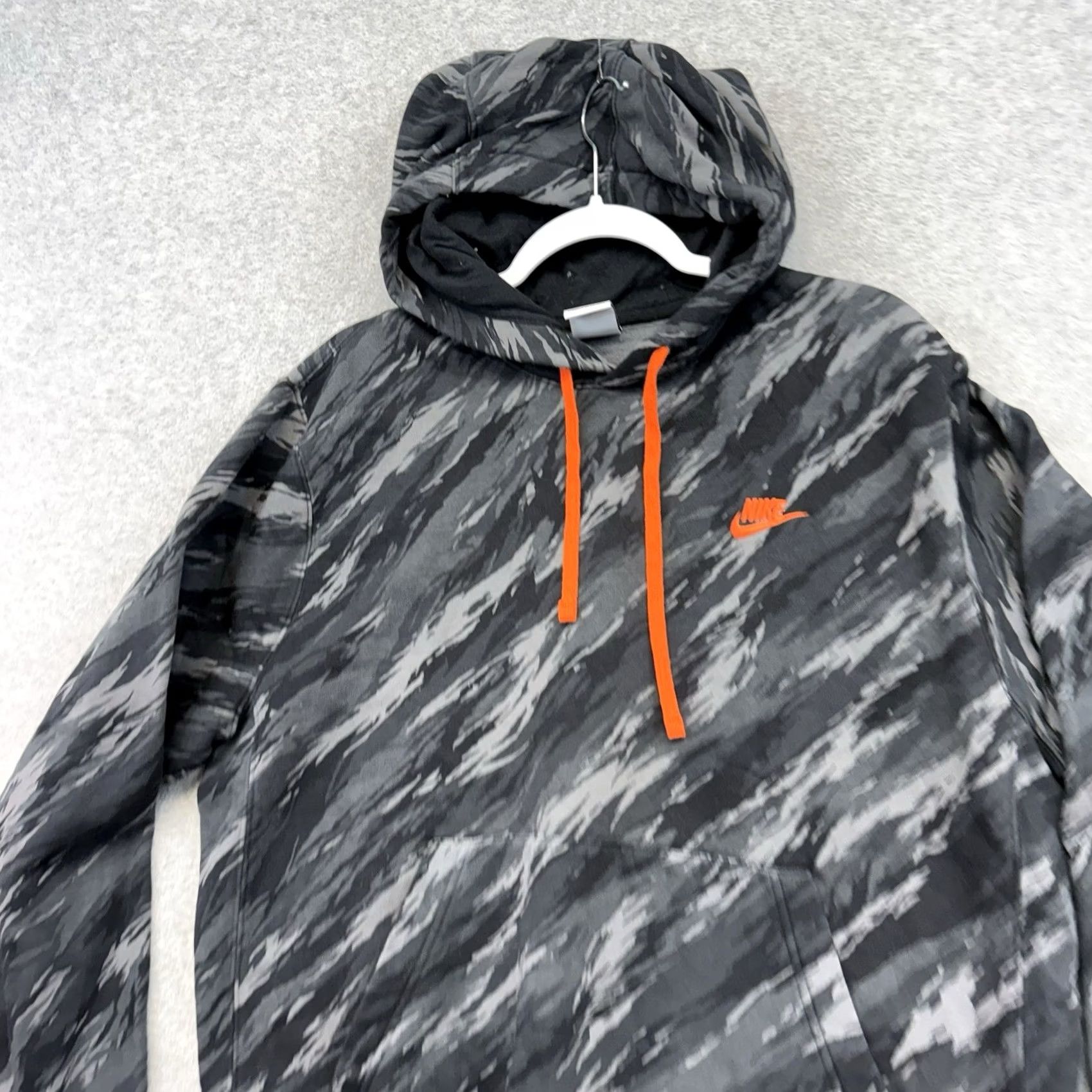 Nike Nike NSW Essentials+ Club Hoodie Pullover Mens Large L Gray/Black 80% Cotton 20% Polyester Fleece Logo Pockets Athletic Sportswear DD5126 010 Size US L / EU 52-54 / 3 - 3 Thumbnail