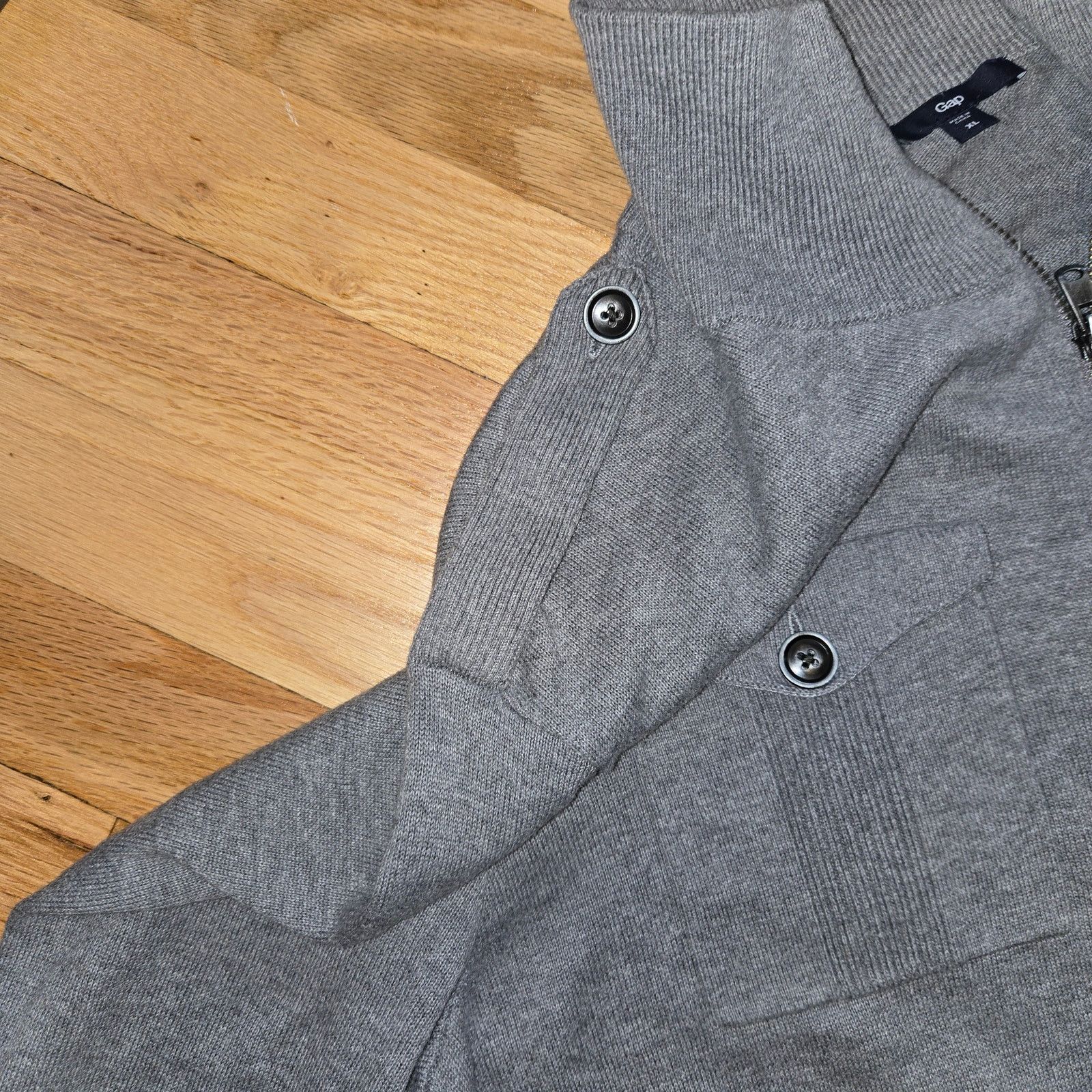 Gap Gap Military zippered sweater sz XL Grey Heather Size US XL / EU 56 / 4 - 4 Thumbnail