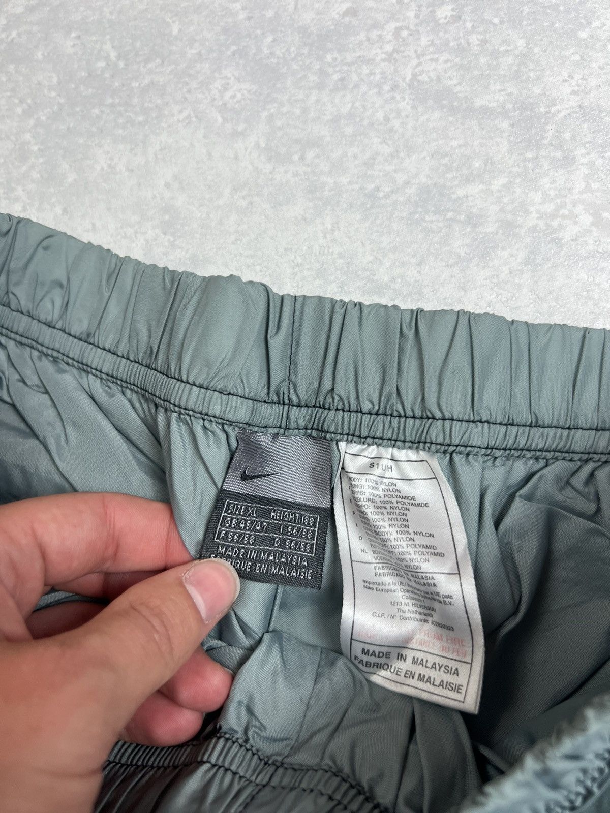 Nike 90s Nike Spellout Vintage Y2K Baggy Parachute Nylon Pants Size US 34 / EU 50 - 3 Thumbnail