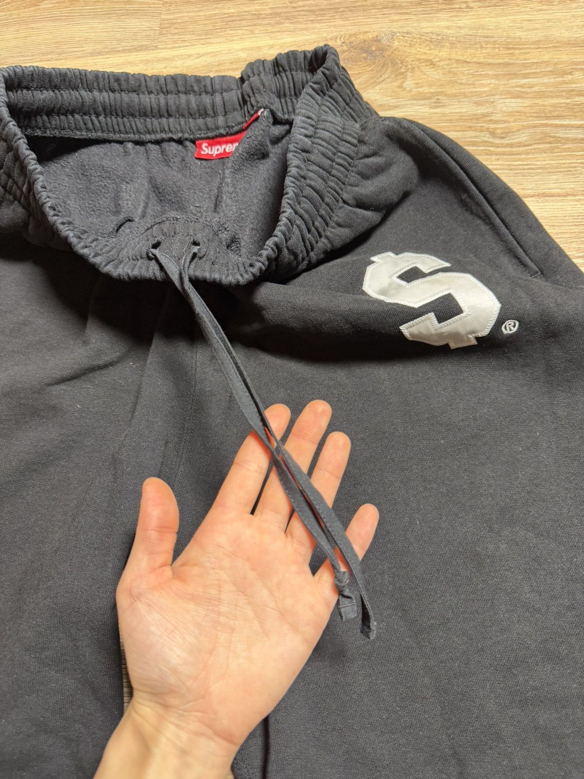 Supreme Supreme dollar sign sweatpants Size US 28 / EU 44 - 4 Thumbnail