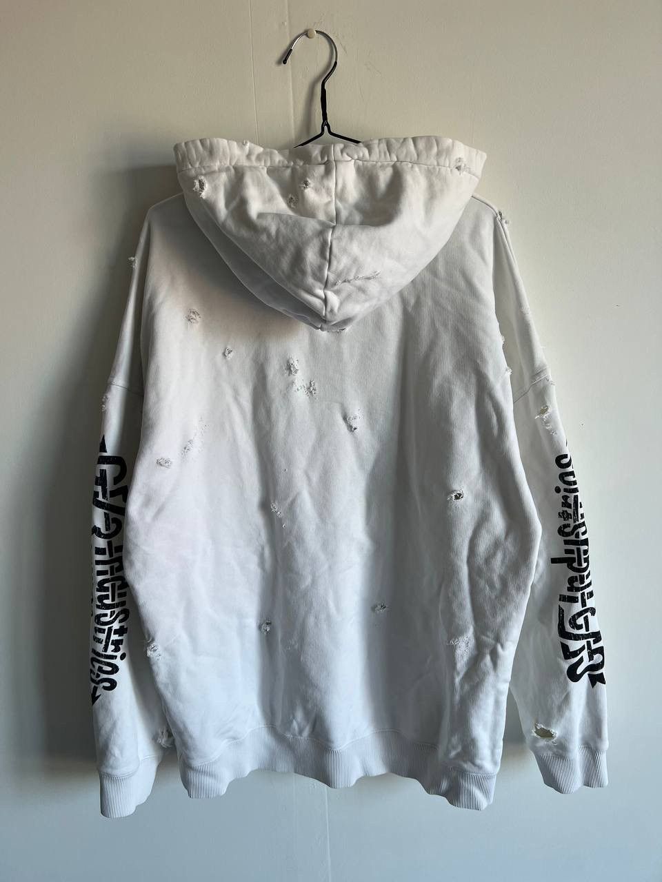 Designer × Givenchy Givenchy GV3 Industries Logo Print Ivory Distressed Hoodie Size US XL / EU 56 / 4 - 7 Thumbnail