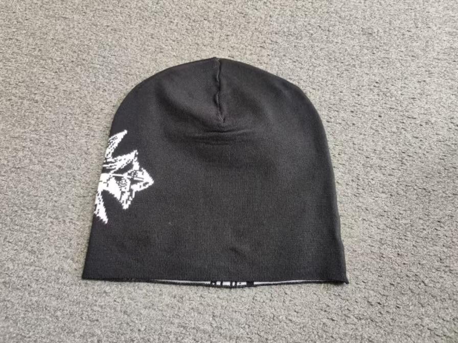 Japanese Brand Crosses Graphic No Cuff Knit Skull Cap Beanie Hat Black Size ONE SIZE - 3 Thumbnail