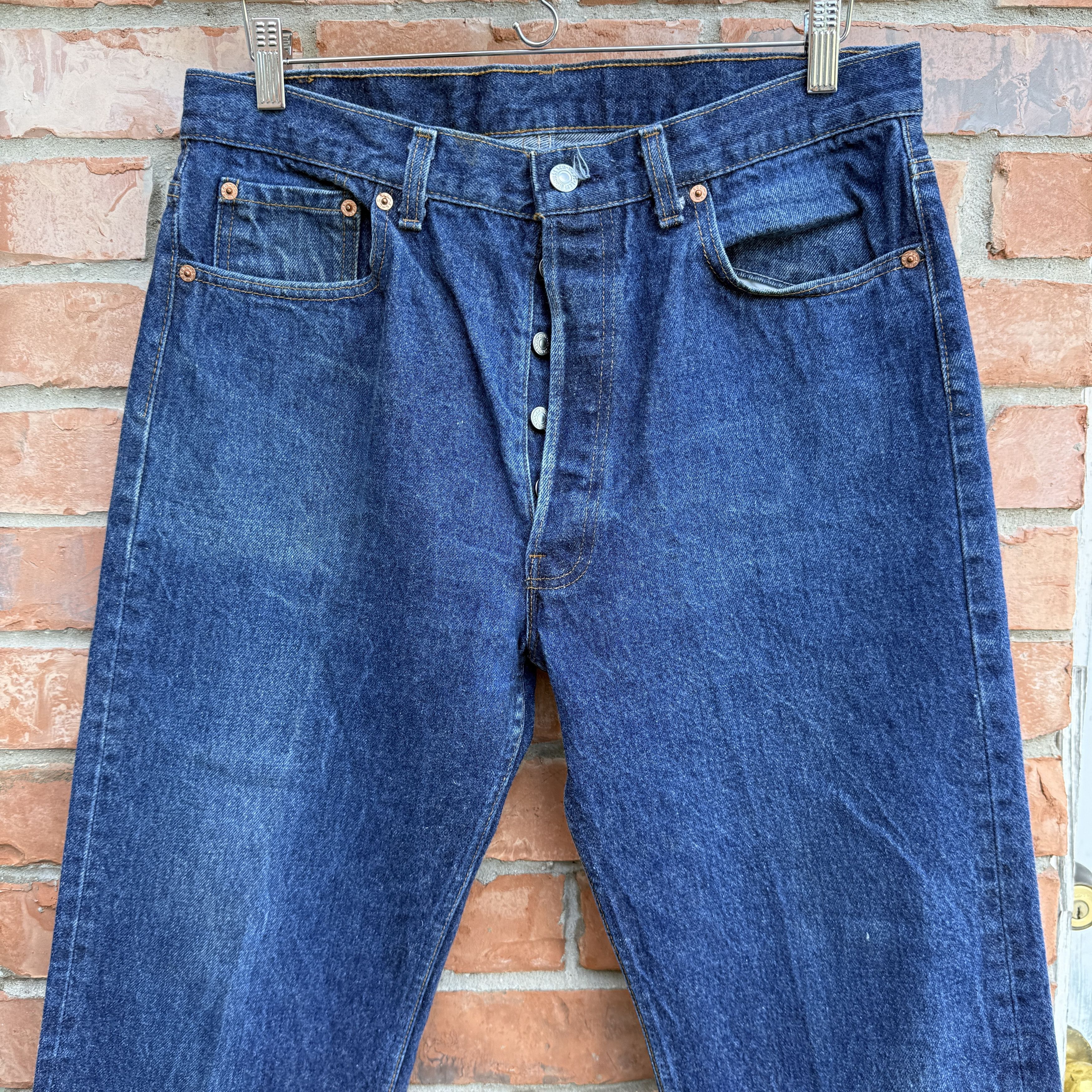Levi's Vintage 80s Levis 501 Blue Button fly Denim Made USA Jeans Size US 33 - 2 Thumbnail