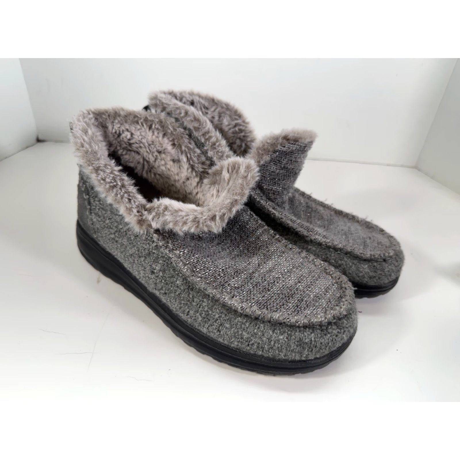 Vintage Hey Dude Denny Boots Womens 9 Sleet Gray Mock Toe Faux Fur Lined Ankle Bootie Size US 9 / IT 39 - 3 Thumbnail