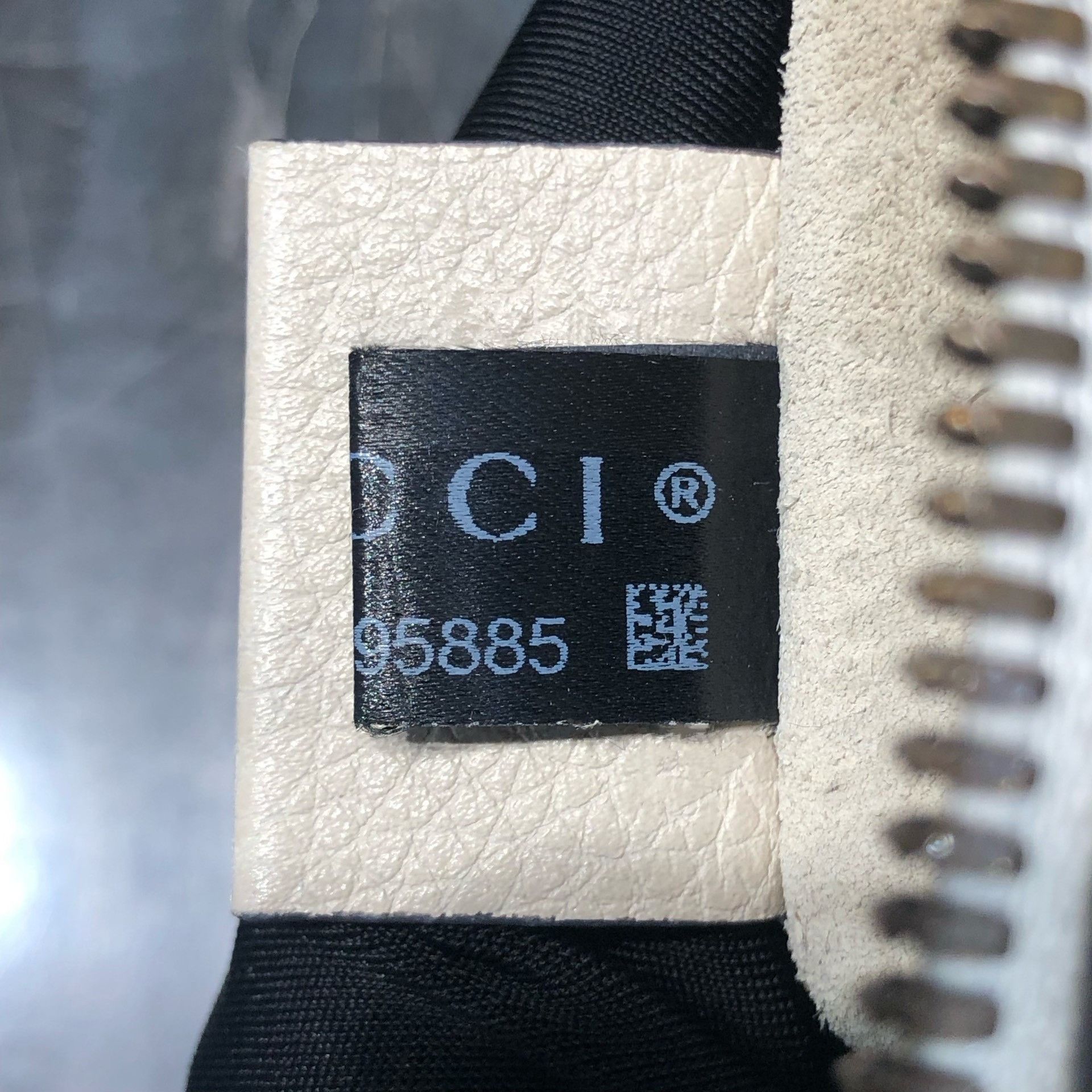 Gucci Gucci Graffiti logo classic handbag 2501-Nextarrow Size ONE SIZE - 7 Thumbnail