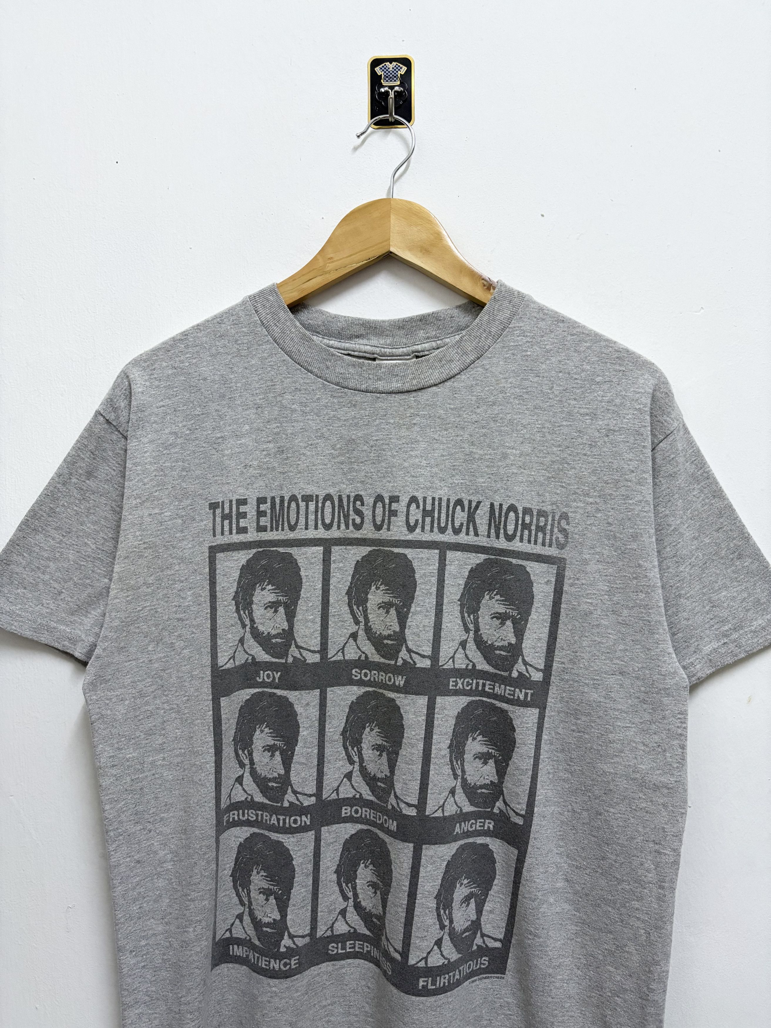 Vintage 2000's Emotion of Chuck Norris Ripoff Barbara Kruger T-Shirt Size US M / EU 48-50 / 2 - 3 Thumbnail