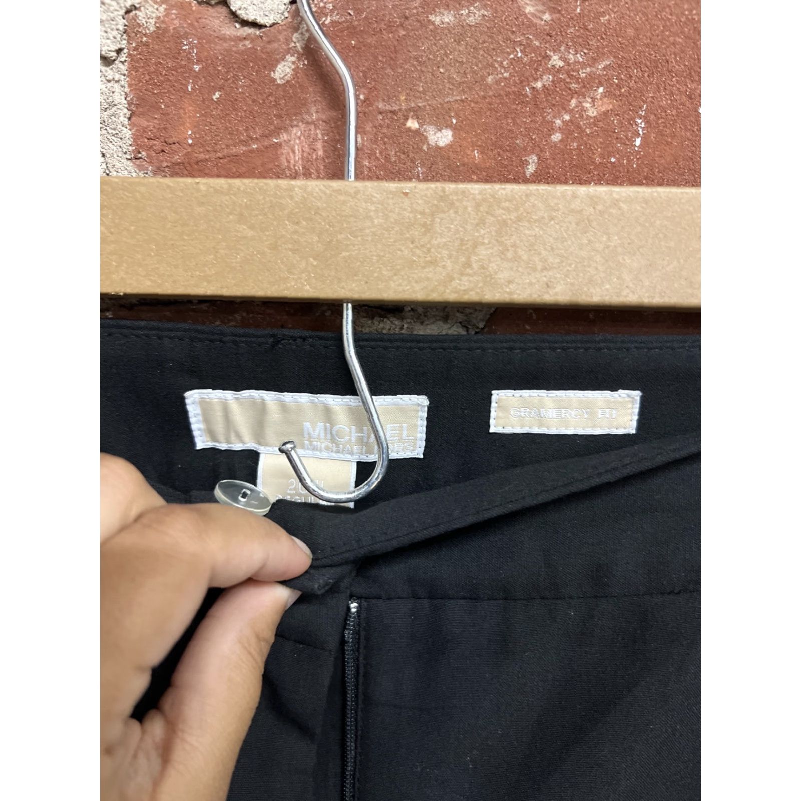 Michael Kors Michael Kors Women's Black Gramercy Fit Dress Pants Size 20W Pants Women 20W Black Kors Dress Pants SMOKE FREE Home Mens? Size 42" / US 20 - 2 Thumbnail