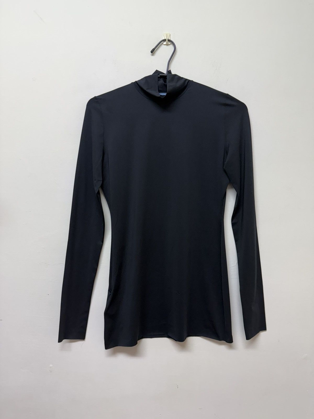 Prada Prada High-necked fitted top Size M / US 6-8 / IT 42-44 - 1 Thumbnail