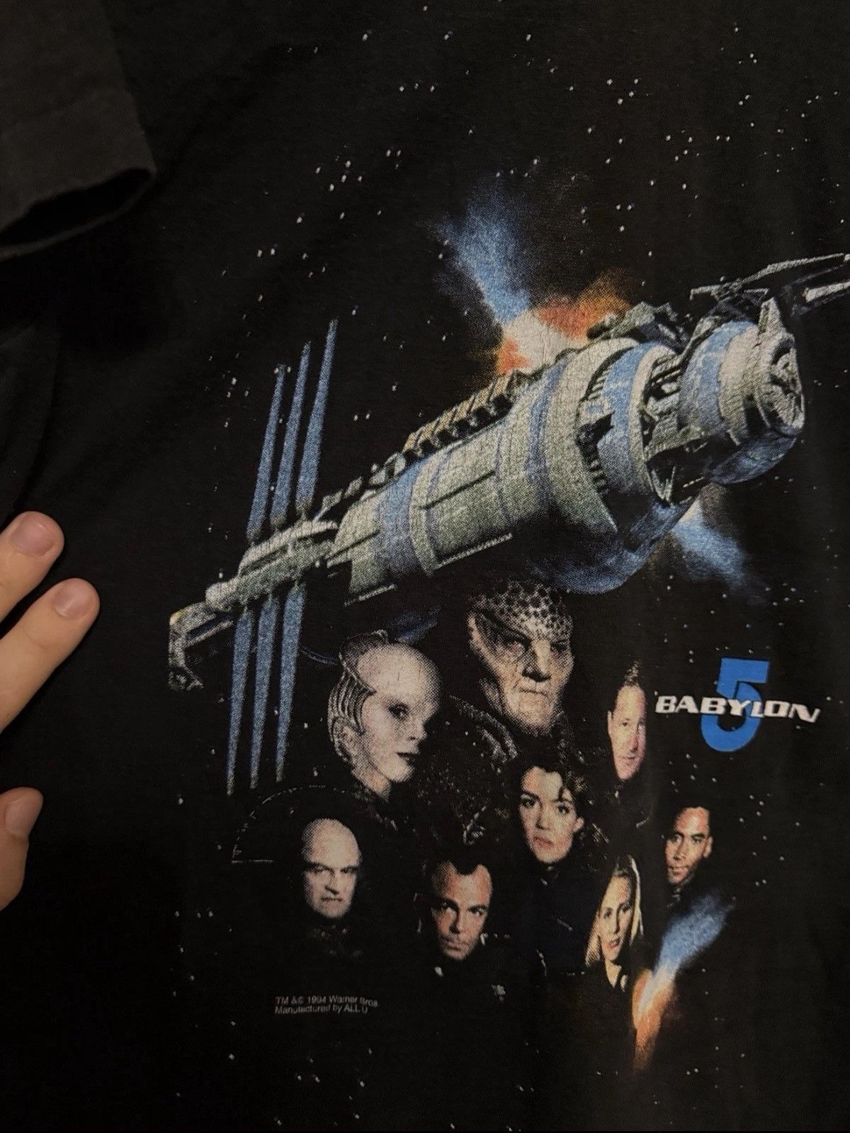 Fruit Of The Loom Vintage Babylon 5 Promo T-shirt 1994 USA Made Sz M Size US M / EU 48-50 / 2 - 4 Thumbnail