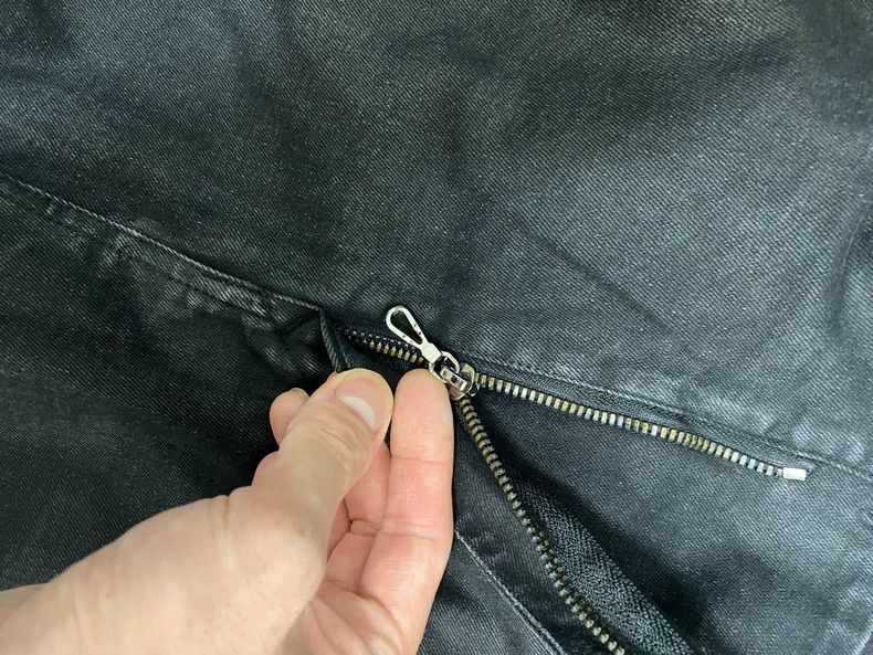 Julius julius size:2 Stylish wax-coated geometric jeans Size US 26 / EU 42 - 5 Thumbnail
