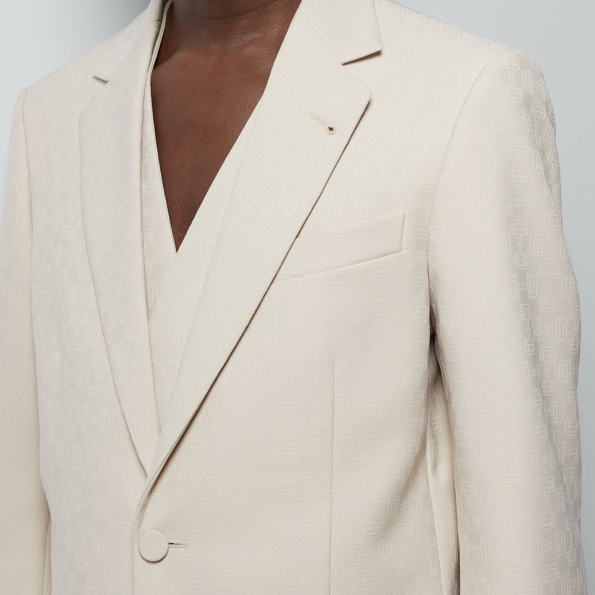 Gucci o1s1wg110125 Horsebit Fabric Jacquard Formal Jacket in Beige Size US S / EU 44-46 / 1 - 3 Thumbnail