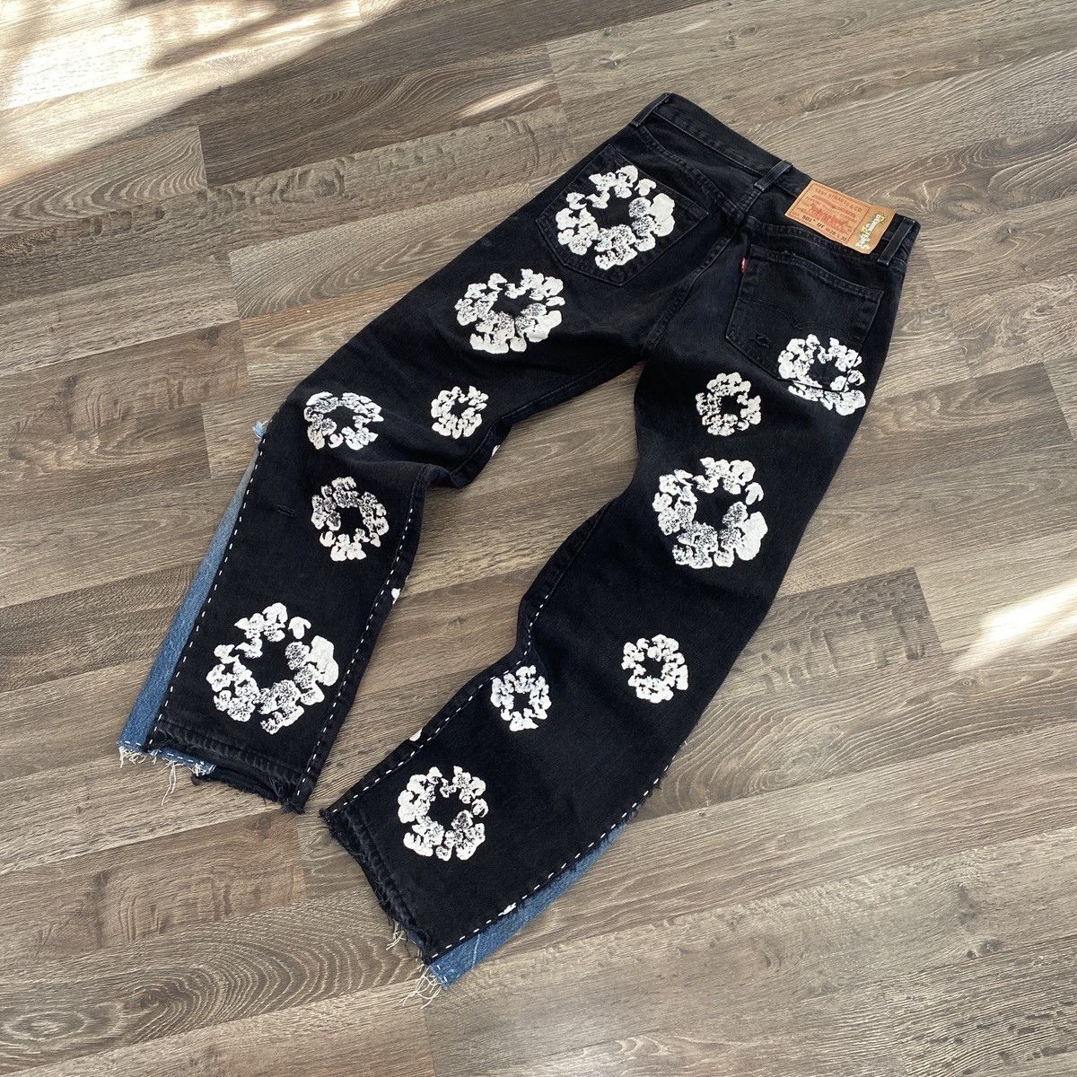 DENIM TEARS × Levi's Denim Tears x Levi’s (blk) Denim Pant Size US 28 / EU 44 - 11 Thumbnail
