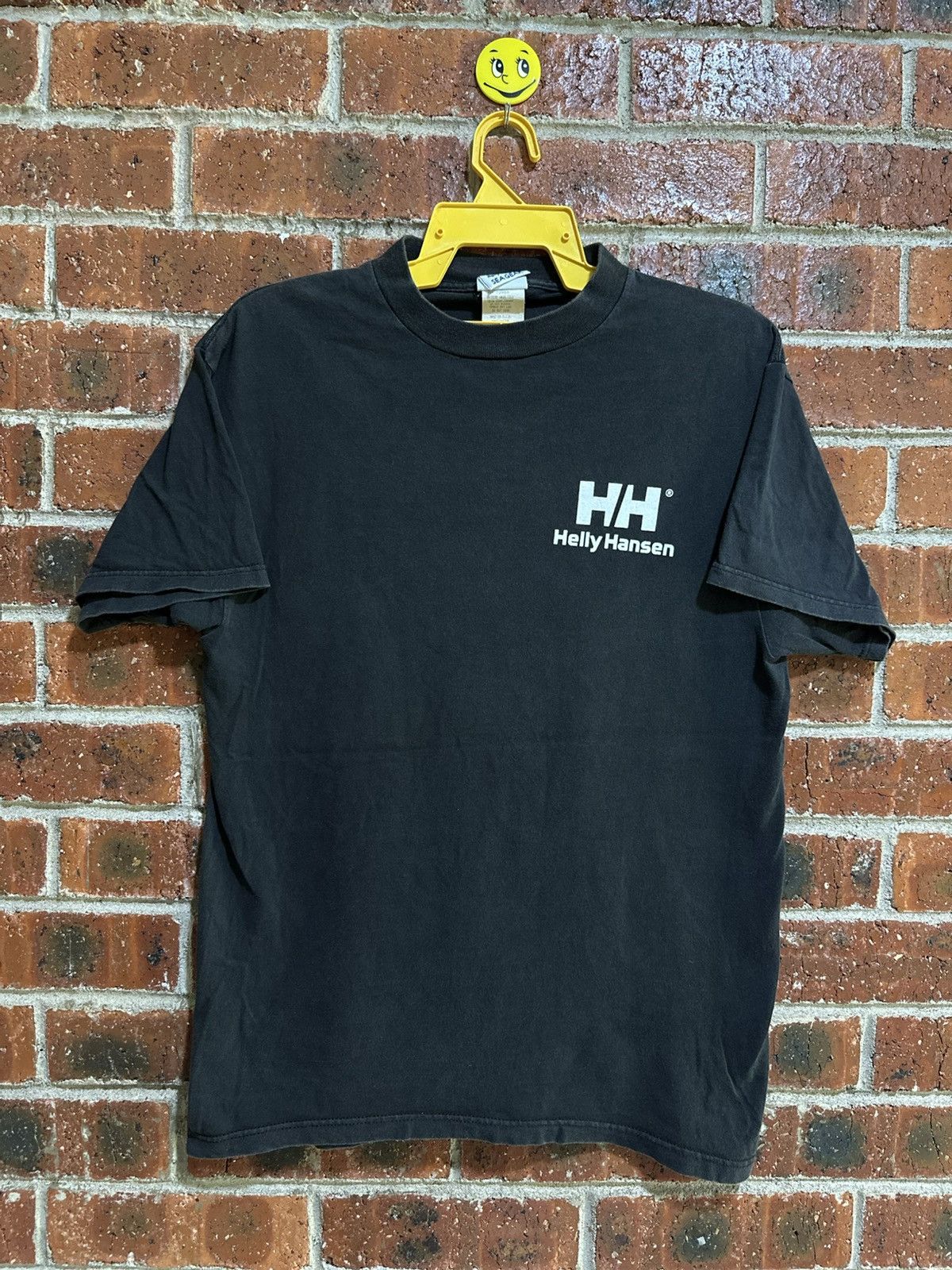 Helly Hansen Vintage Helly Hensen Because The World Isn’t Flat Faded Tee Size US M / EU 48-50 / 2 - 2 Thumbnail