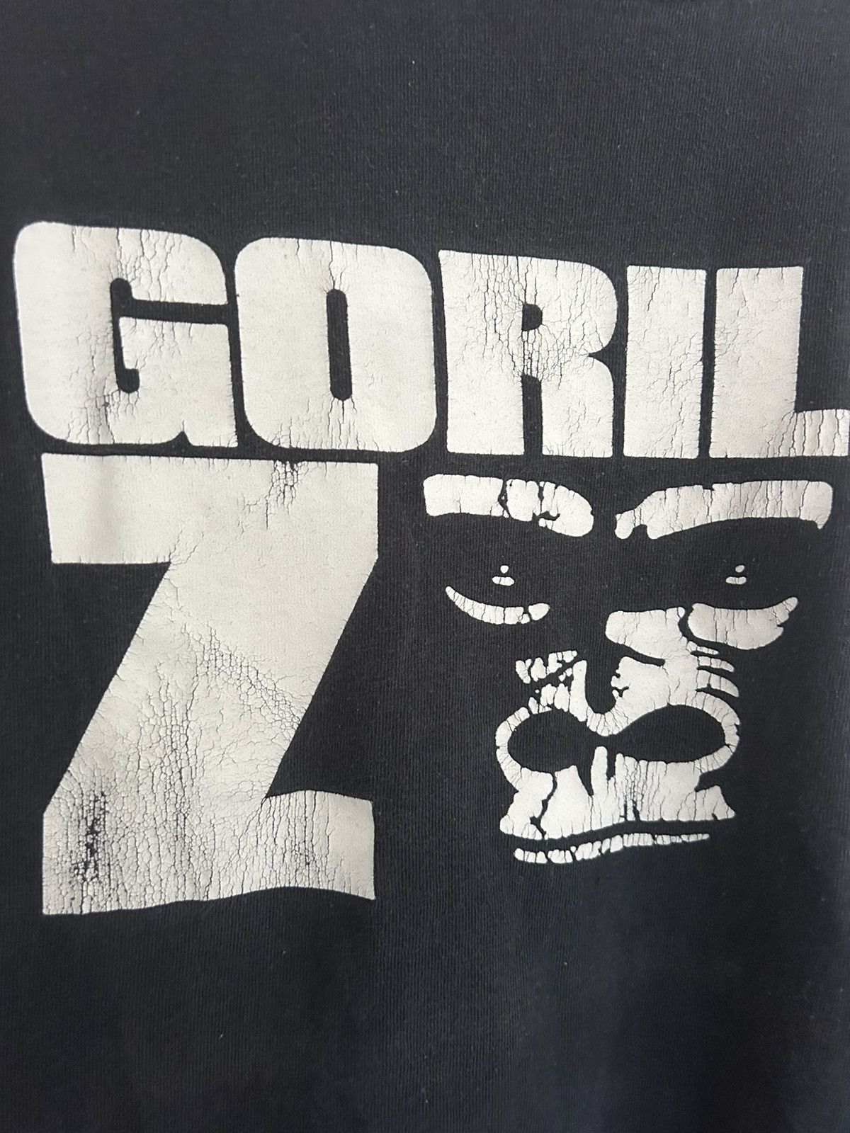 Vintage Vintage Gorilla Zoe Signed Rap T-shirt Size US XL / EU 56 / 4 - 4 Thumbnail