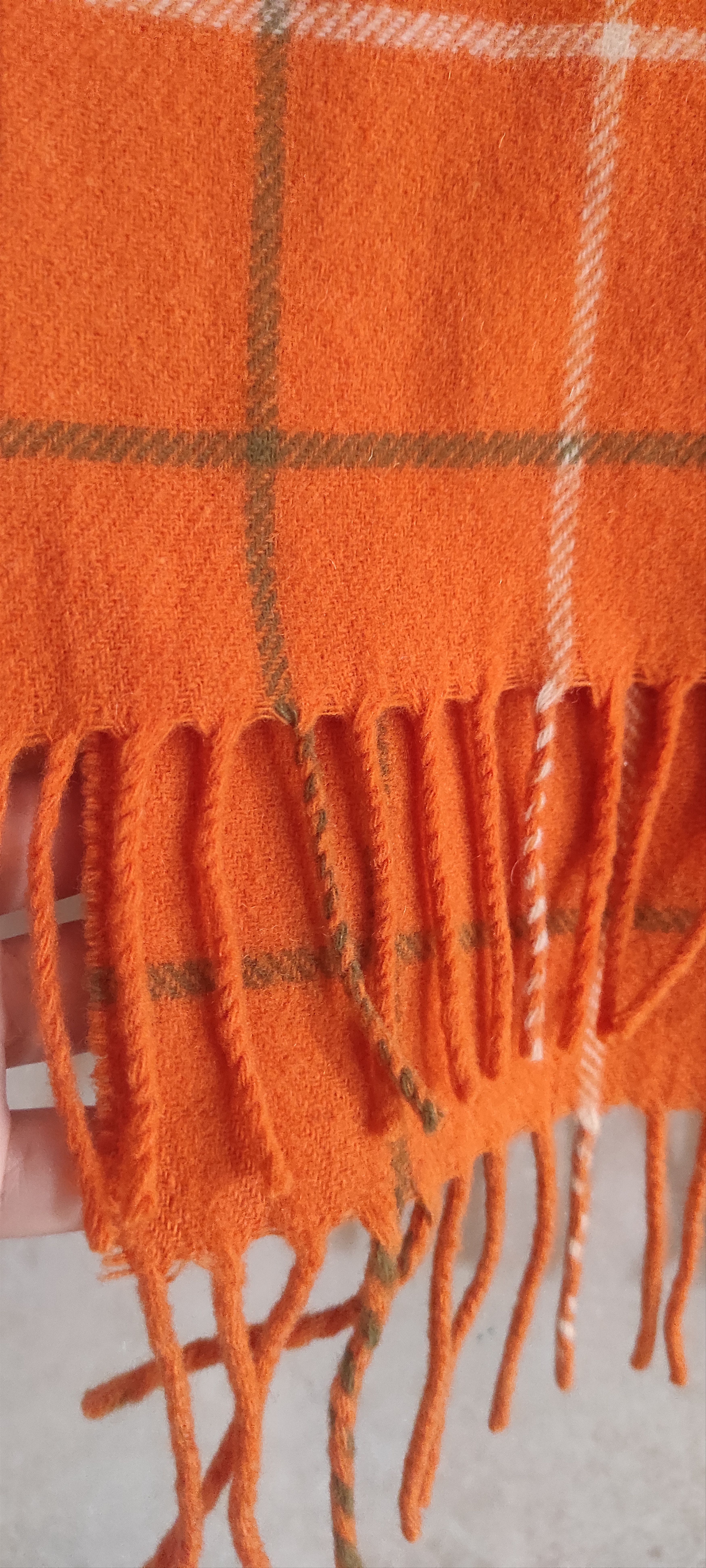 Burberry Thomas Burberry Scarf Luxury Classic LambsWool Made in Spain Size ONE SIZE - 7 Thumbnail