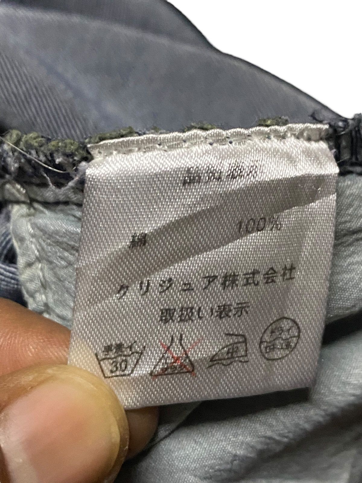 Japanese Brand Y2K Star Patch Harajuku Streetwear Style Bold bleached wash Size US 36 / EU 52 - 21 Thumbnail