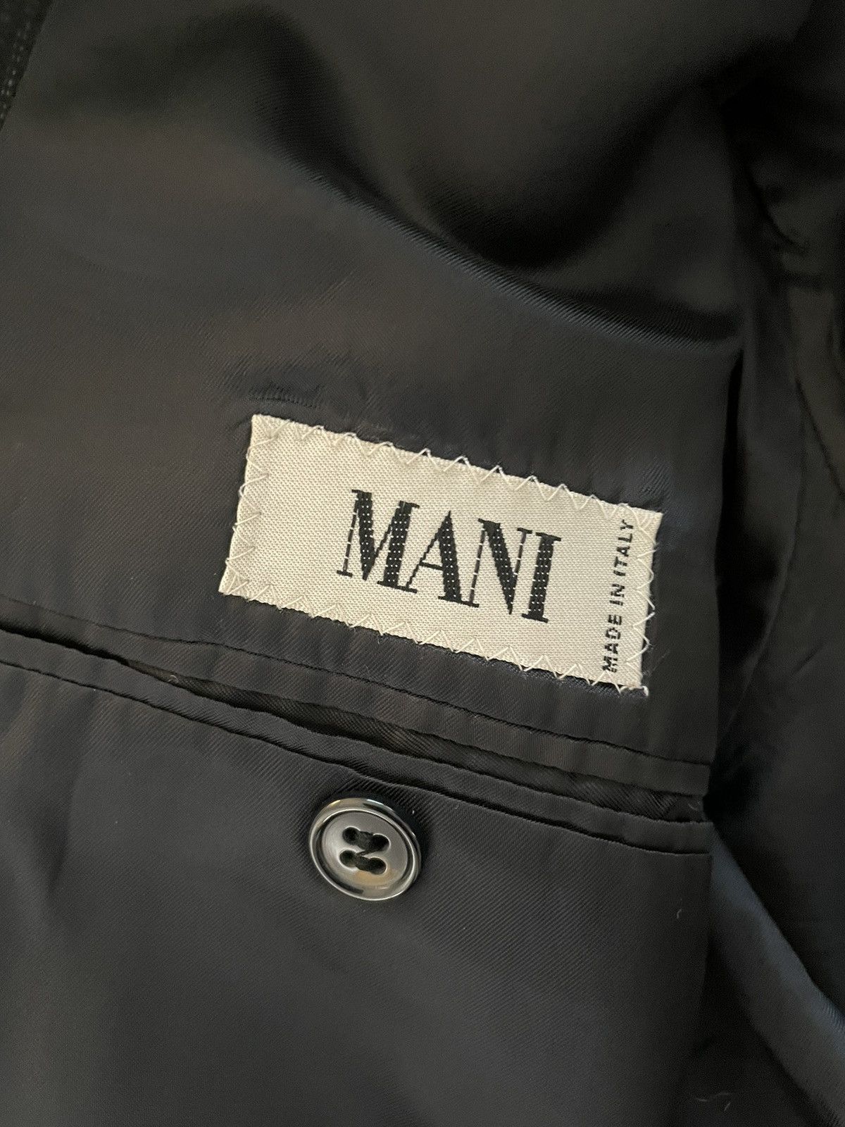 Giorgio Armani × Vintage Subtle Stripe Double Breasted Jacket Size 42R - 9 Thumbnail